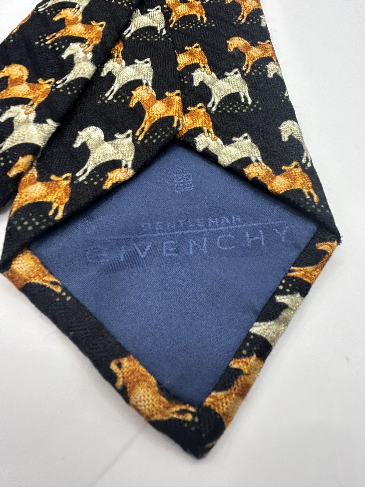 Givenchy Givenchy 100% silk Horse Print Tie Size ONE SIZE - 5 Thumbnail