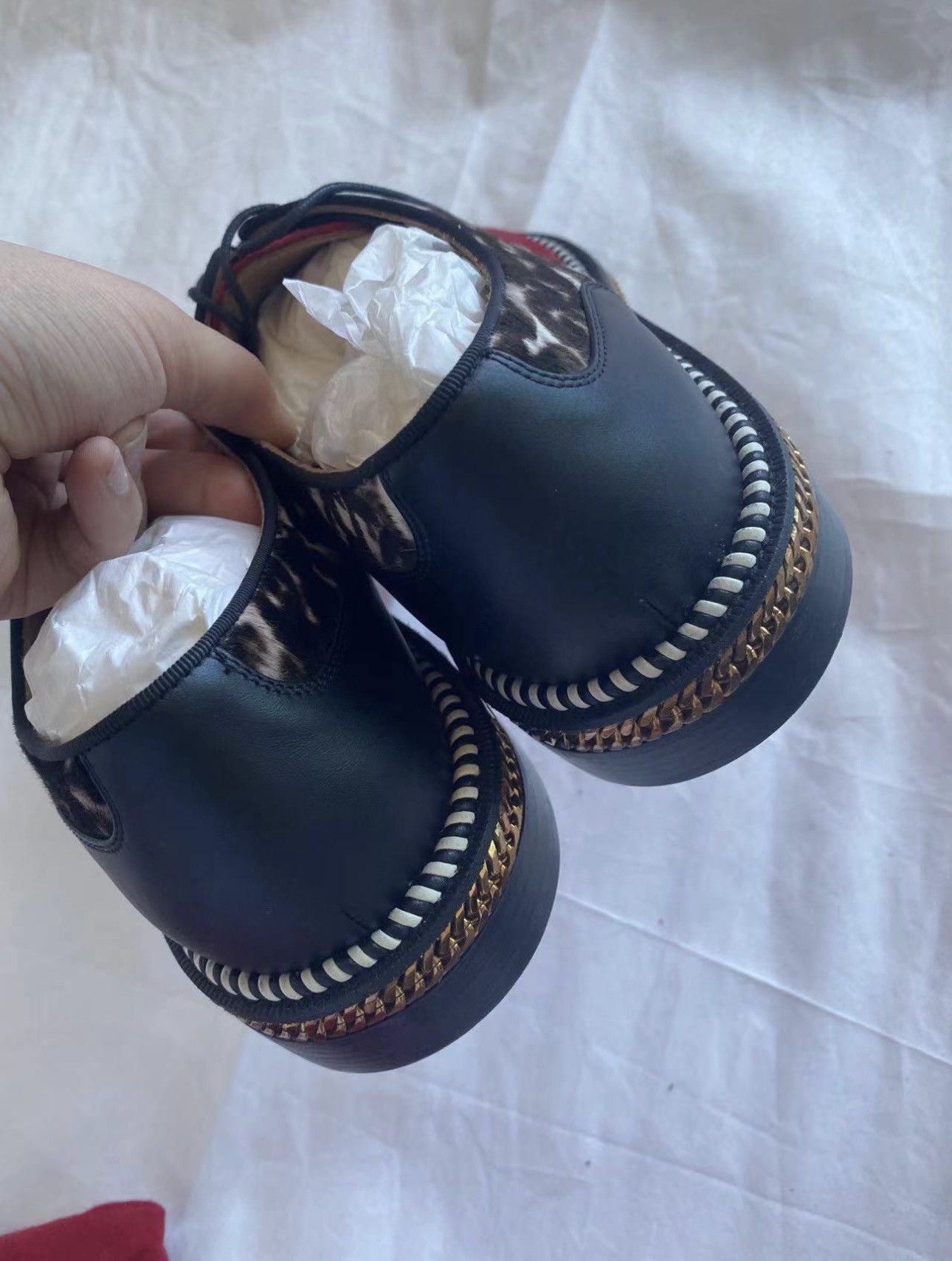 Christian Louboutin Christian Louboutin Dechaine Flat Oxford Suede Size US 8 / EU 41 - 4 Thumbnail