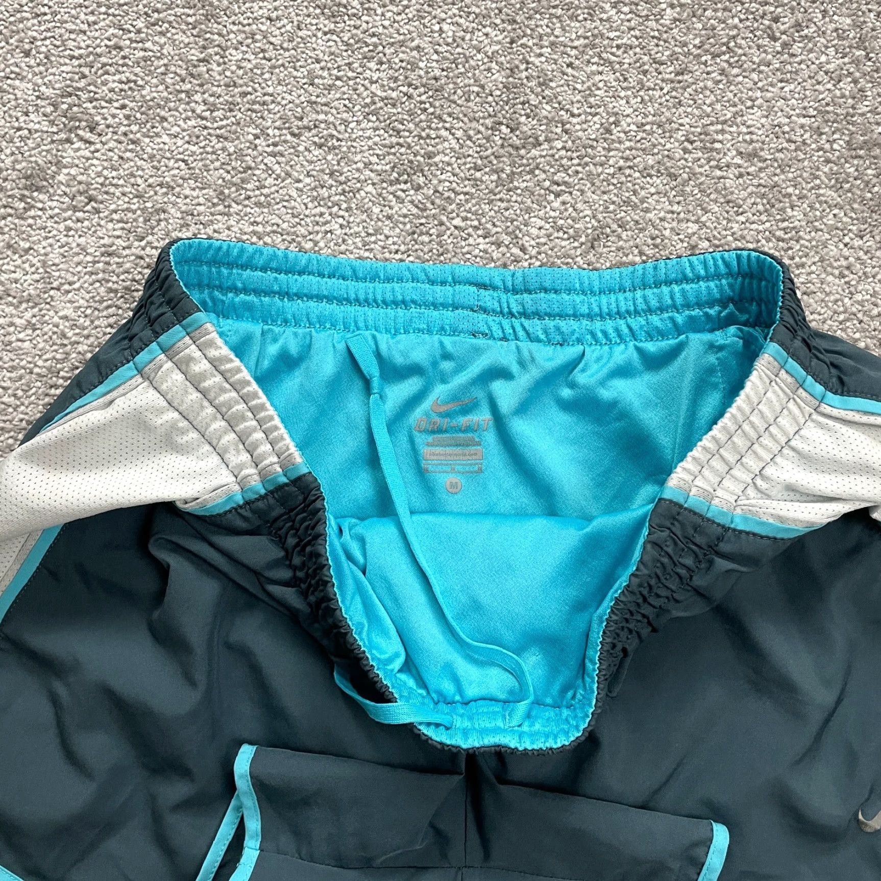 Nike Nike Dri-Fit Active Shorts Women M Blue Elastic Waist Athletic Running 30x4 Size 32" / US 10 / IT 46 - 4 Thumbnail