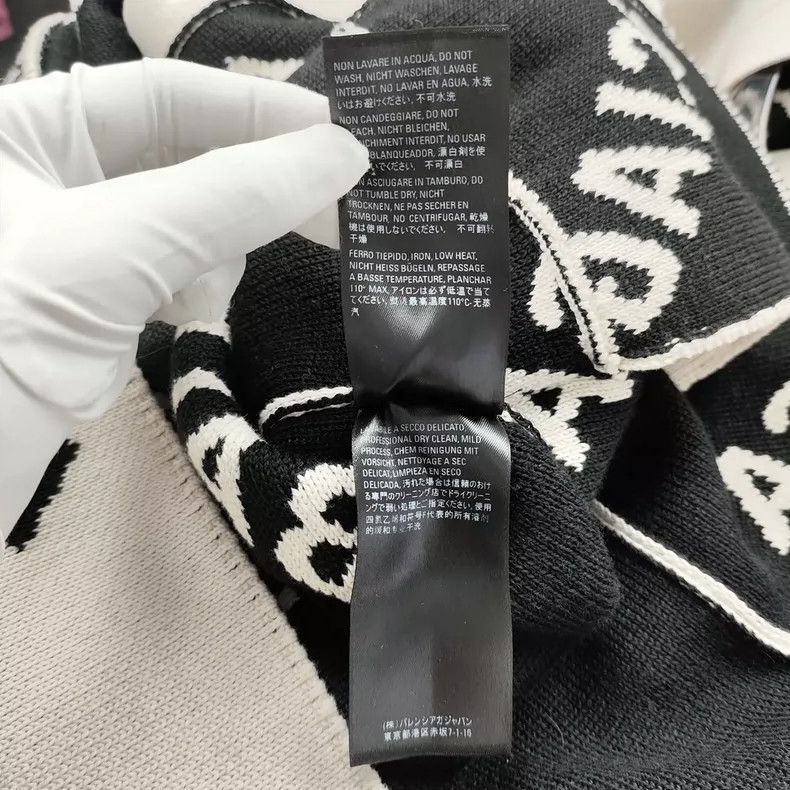 Balenciaga Balenciaga Knitted cardigan sweater full of logo Size XS / US 0-2 / IT 36-38 - 6 Thumbnail