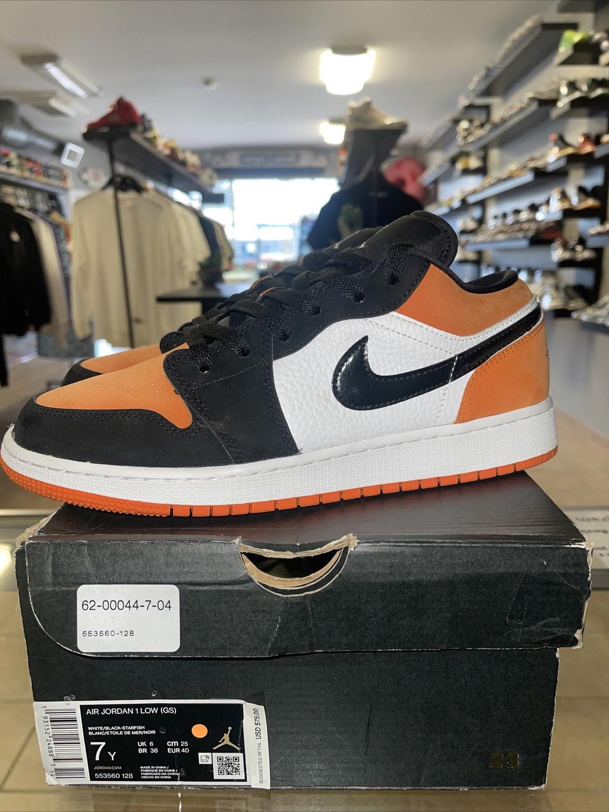 Nike Air Jordan 1 “GS” Shattered Backboard Low Size 7Y 553560 128 Size US 7 / EU 40 - 1 Thumbnail