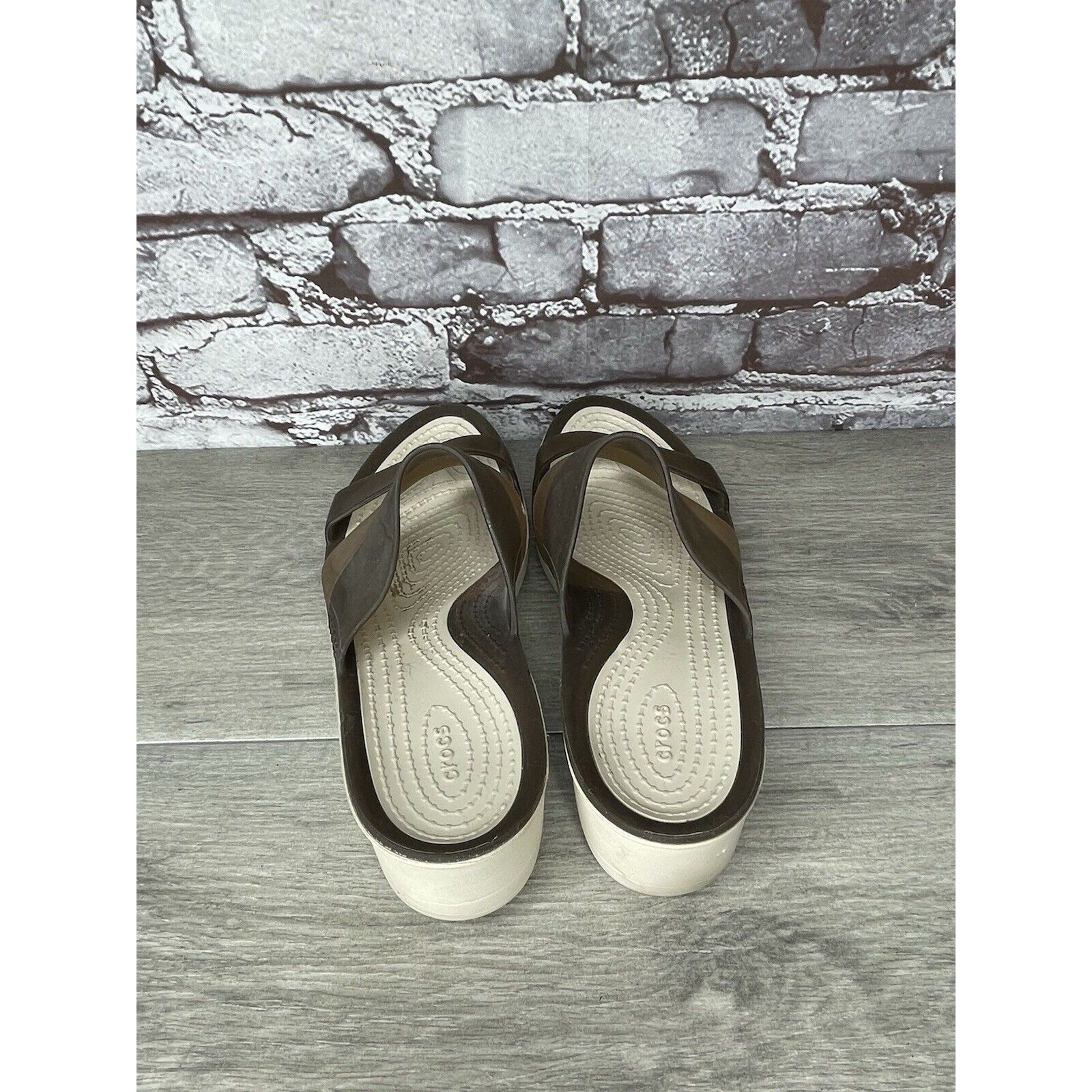Crocs CROCS CIABATTA 200031 COLORBLOCK BROWN TAN SLIP ON WEDGE SA Size US 9 / IT 39 - 5 Thumbnail