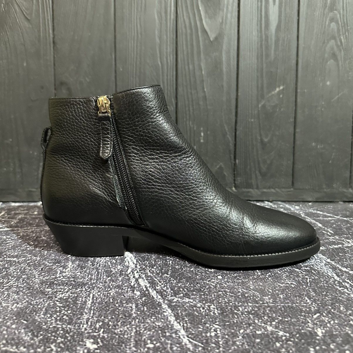 Valentino Valentino Garavani Women’s Leather Boots size 36.5 Size US 6.5 / IT 36.5 - 9 Thumbnail