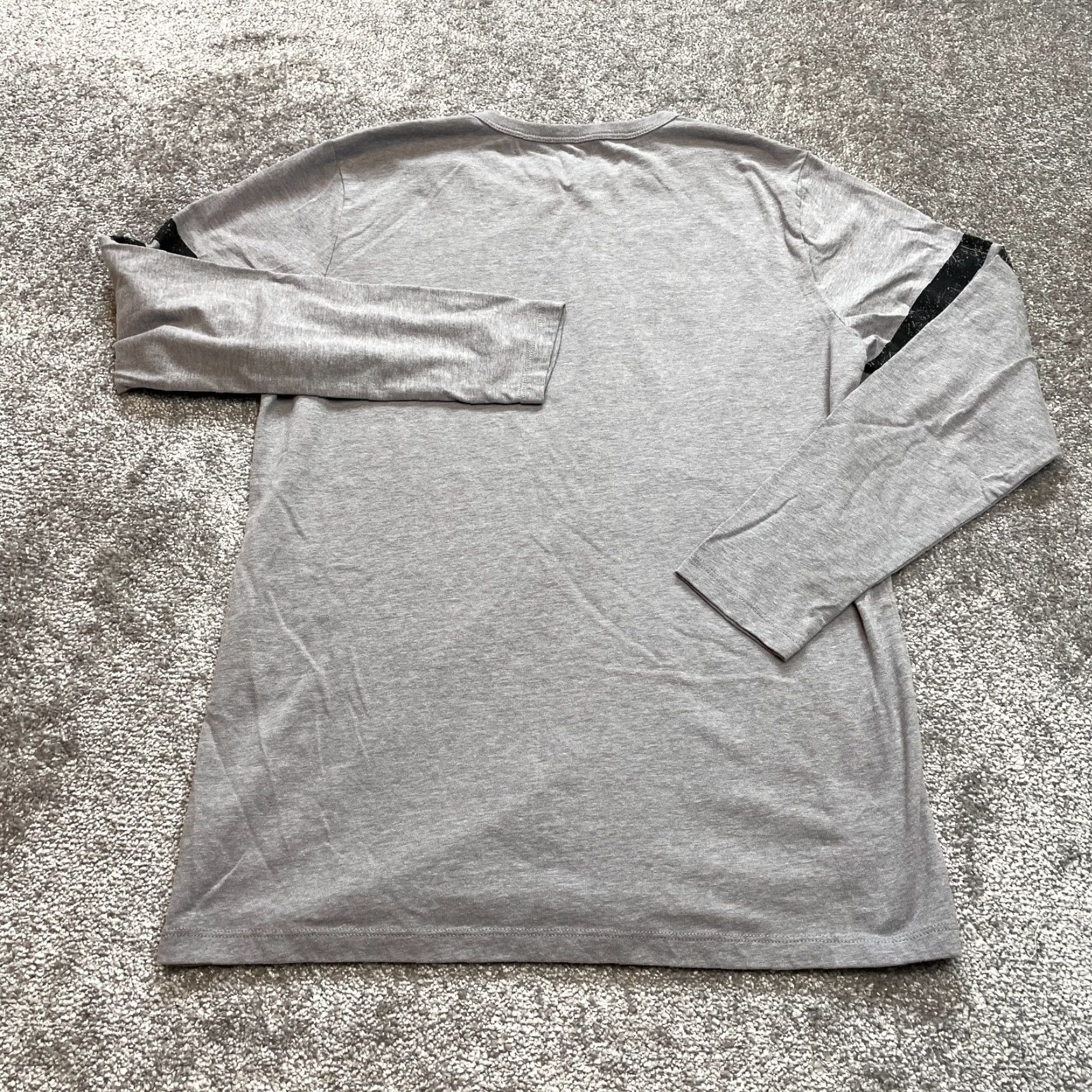 Vintage VINTAGE Place Shirt Adult Small Gray Long Sleeve Game Day 2020 Football Logo Soft Tee Size US S / EU 44-46 / 1 - 8 Thumbnail