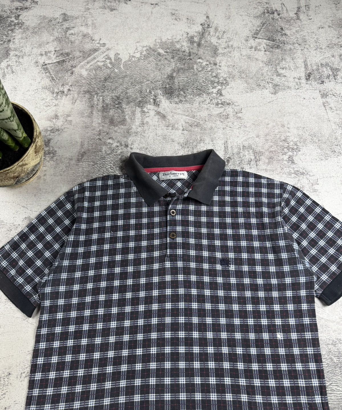 Burberry Burberrys London Men’s Large Monogram Nova Checked Jersey Retro Polo T Shirt Tee Size US L / EU 52-54 / 3 - 6 Thumbnail