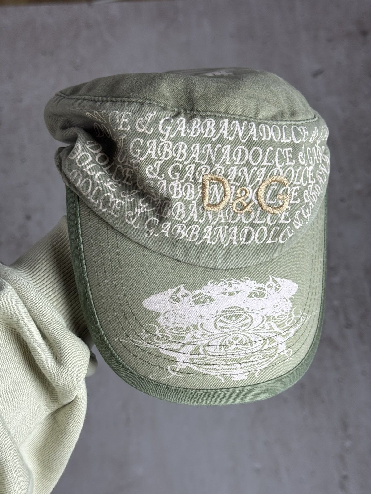 Roar × Streetwear × roarguns Roar Swarovski trucker hat