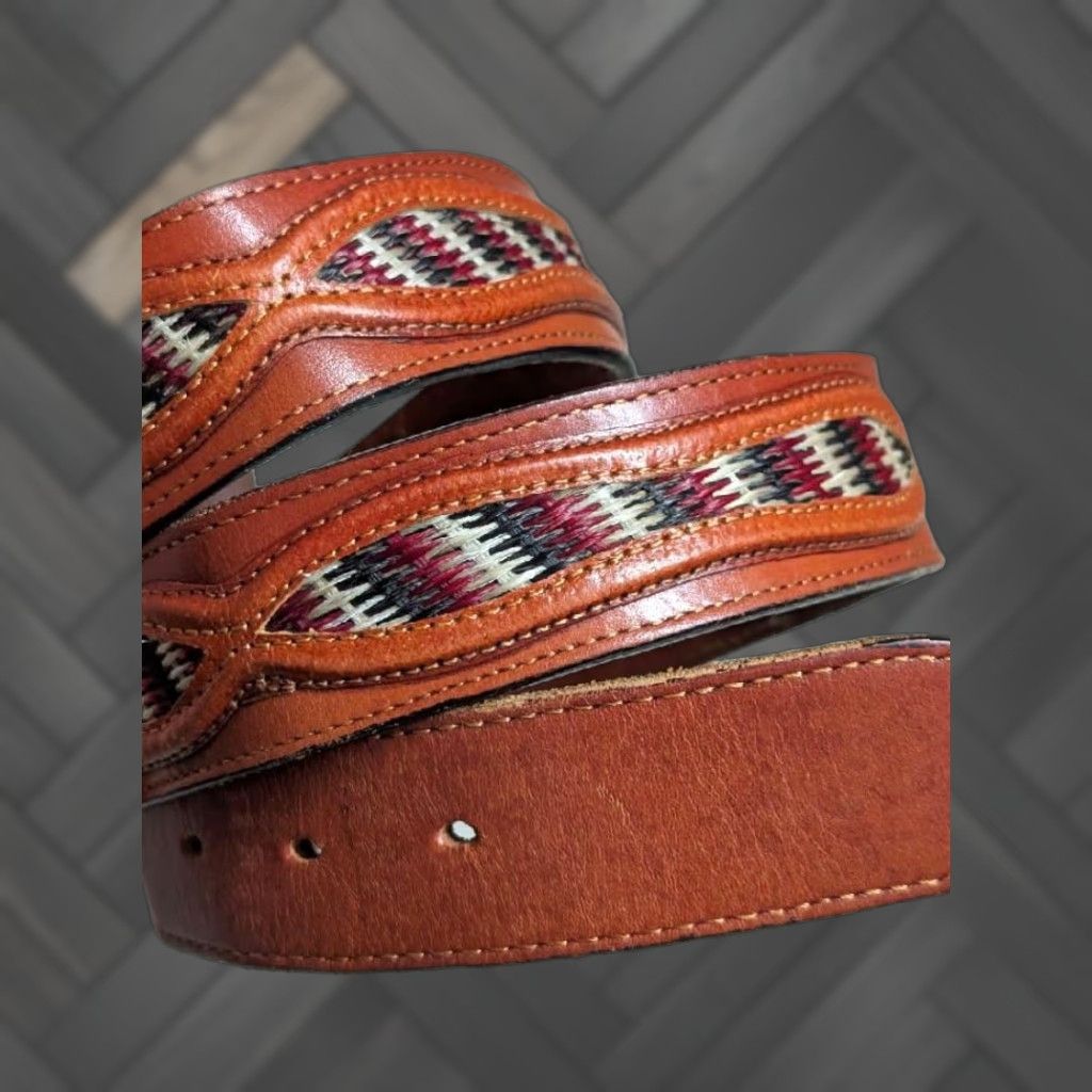 Vintage VINTAGE Nocona belt HORSE HAIR braided inset Western belt 1-1/2" 44 brown Mens Size 44 - 1 Thumbnail