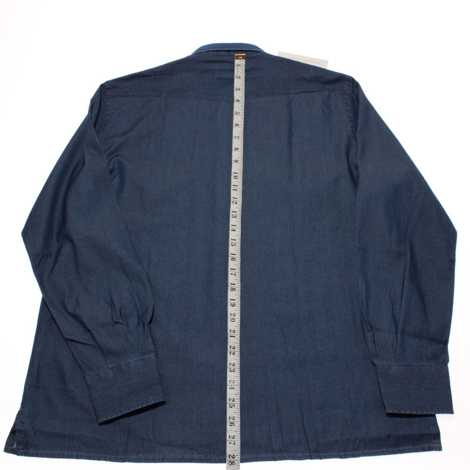 Luciano Barbera Luciano Barbera New with tags Shirt Size M US In Blue Size US M / EU 48-50 / 2 - 9 Thumbnail