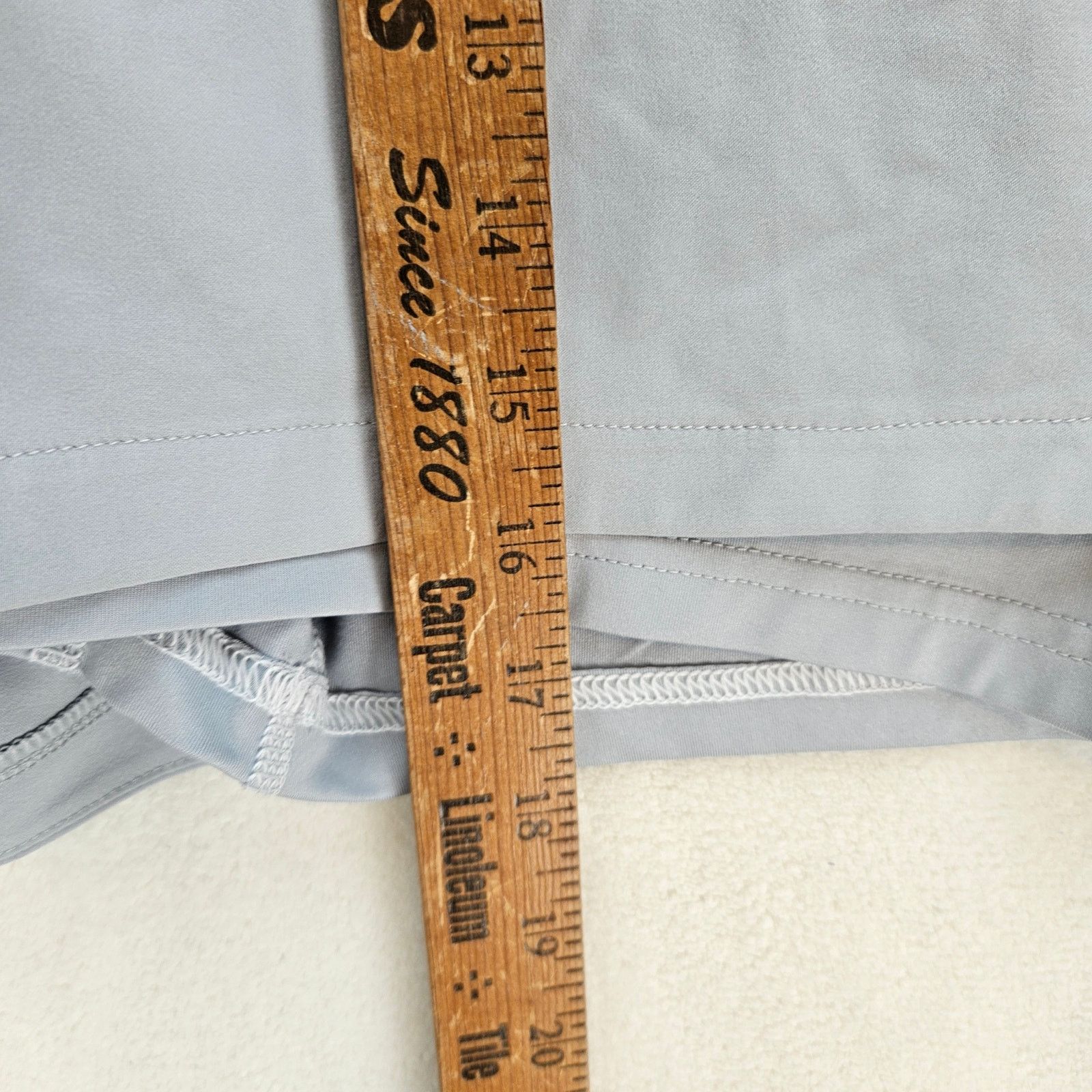 Under Armour UNDER ARMOUR MEN'S 3XL FOOTBALL 2 IN 1 SHORTS MOD GRAY NWT Size US 42 / EU 58 - 4 Thumbnail