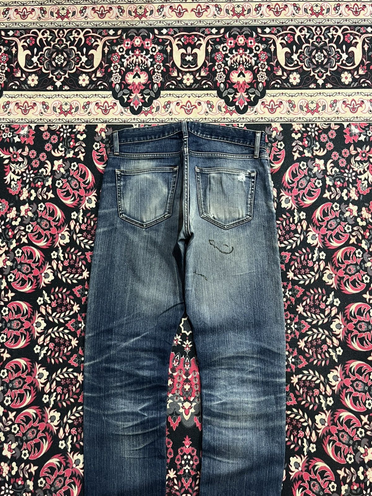 Uniqlo Vintage Uniqlo UJ Blue Faded Washed Distressed Jeans Size US 29 - 6 Thumbnail