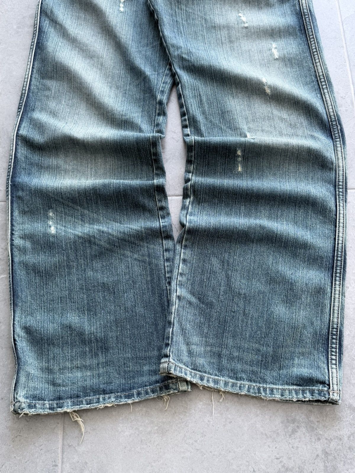 Marithe + Francois Girbaud Archive 00s Marithe + Francois Girbaud Washed Denim Jeans Size US 31 - 4 Thumbnail