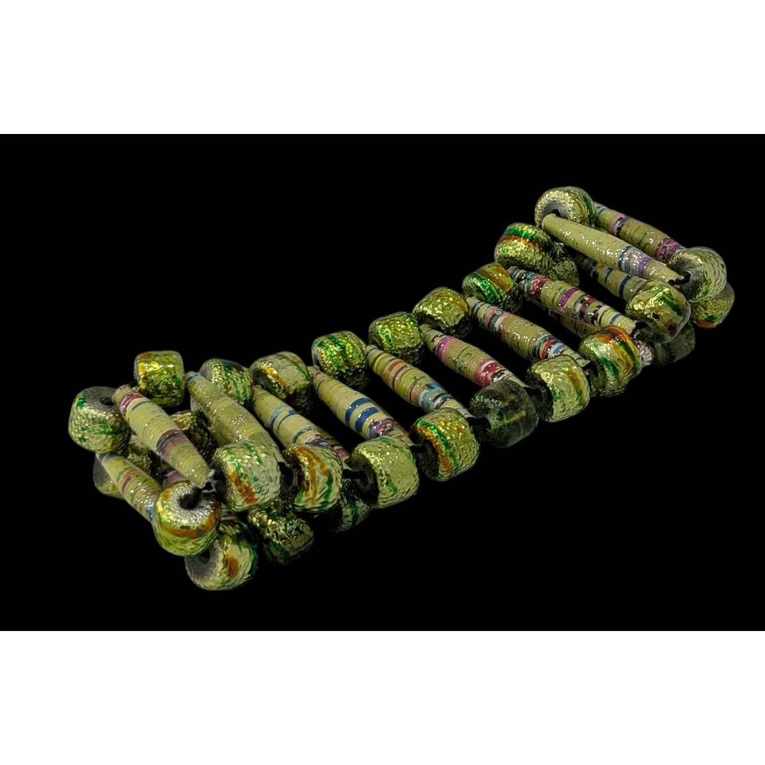 Handmade Handmade Metallic Green Paper Bead Stretch Bracelet Size ONE SIZE - 4 Thumbnail