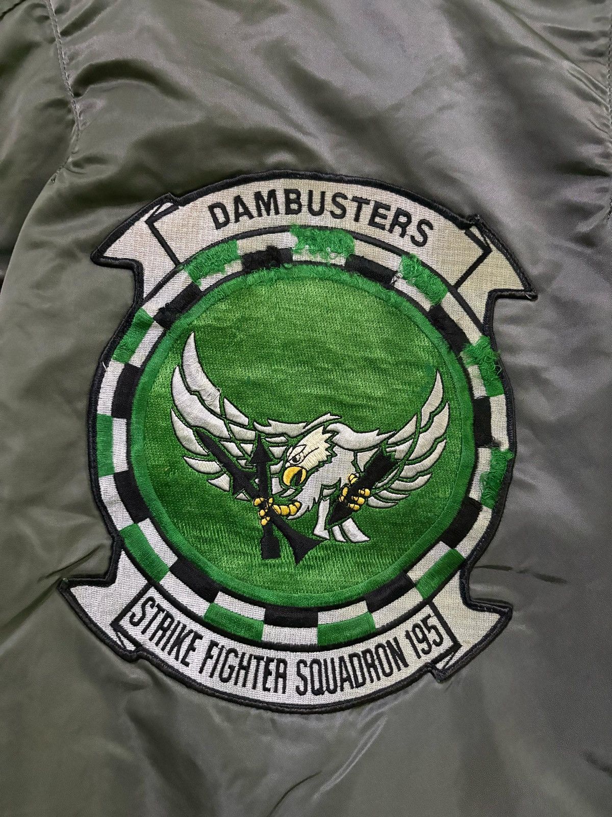 Alpha Industries × Vintage VTG Alpha Industries USS Midway MA-1 Flight Jacket US Navy Size US L / EU 52-54 / 3 - 16 Thumbnail