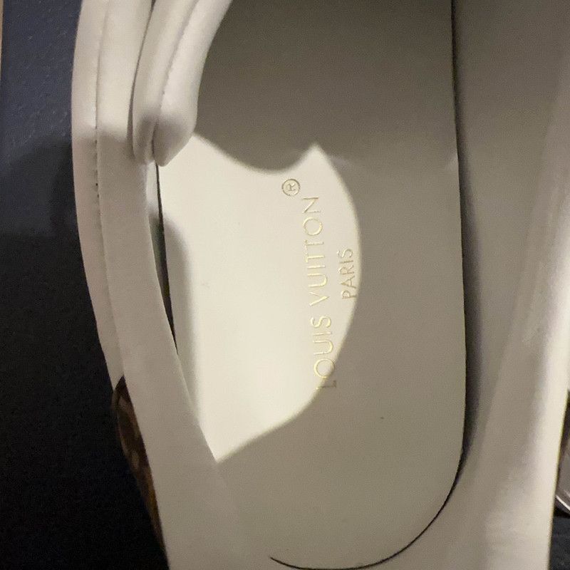 Louis Vuitton Louis Vuitton Time Out White Leather Fashion Sneakers -2508 Size US 4 / IT 34 - 6 Thumbnail
