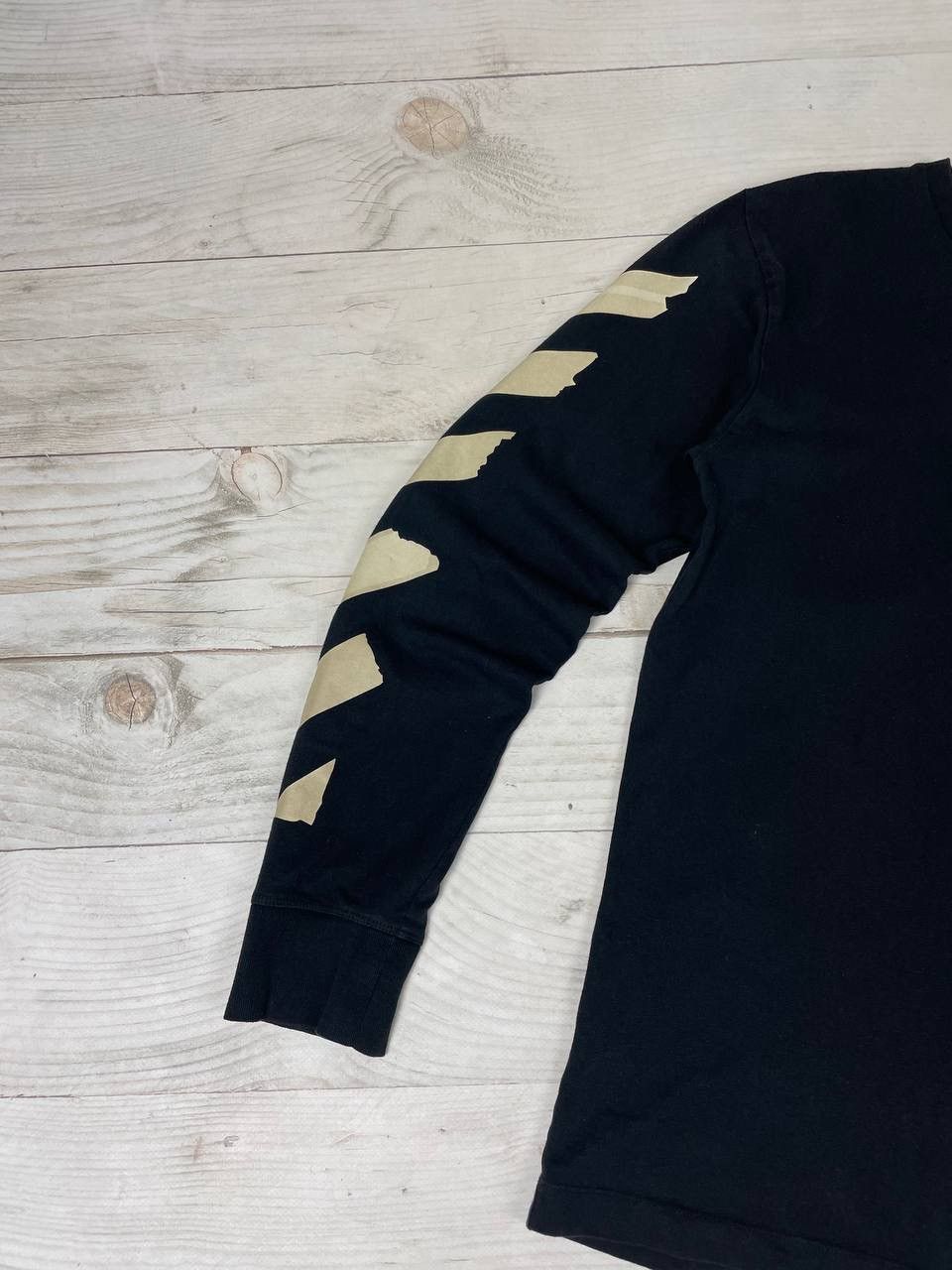 Off-White Off-White Big Logo Print Long Sleeve T-Shirt Y2K Size US S / EU 44-46 / 1 - 5 Thumbnail