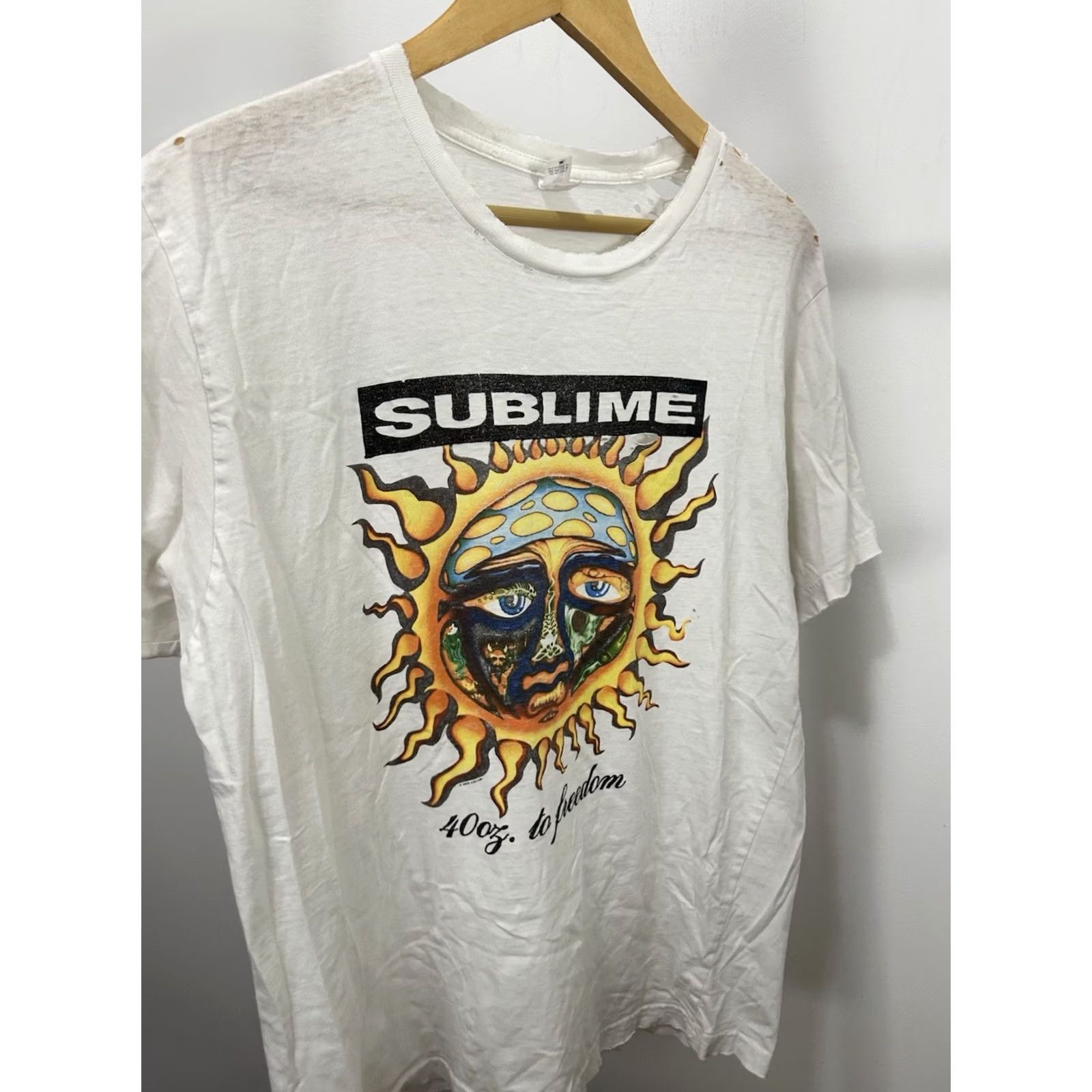 Anvil VTG Sublime 40oz to Freedom Thrashed Cheese Distressed Worn Band T-Shirt L Mens Clothing White(Adult) T-Shirt Grunge 90s Boys Girls Size US L / EU 52-54 / 3 - 4 Thumbnail