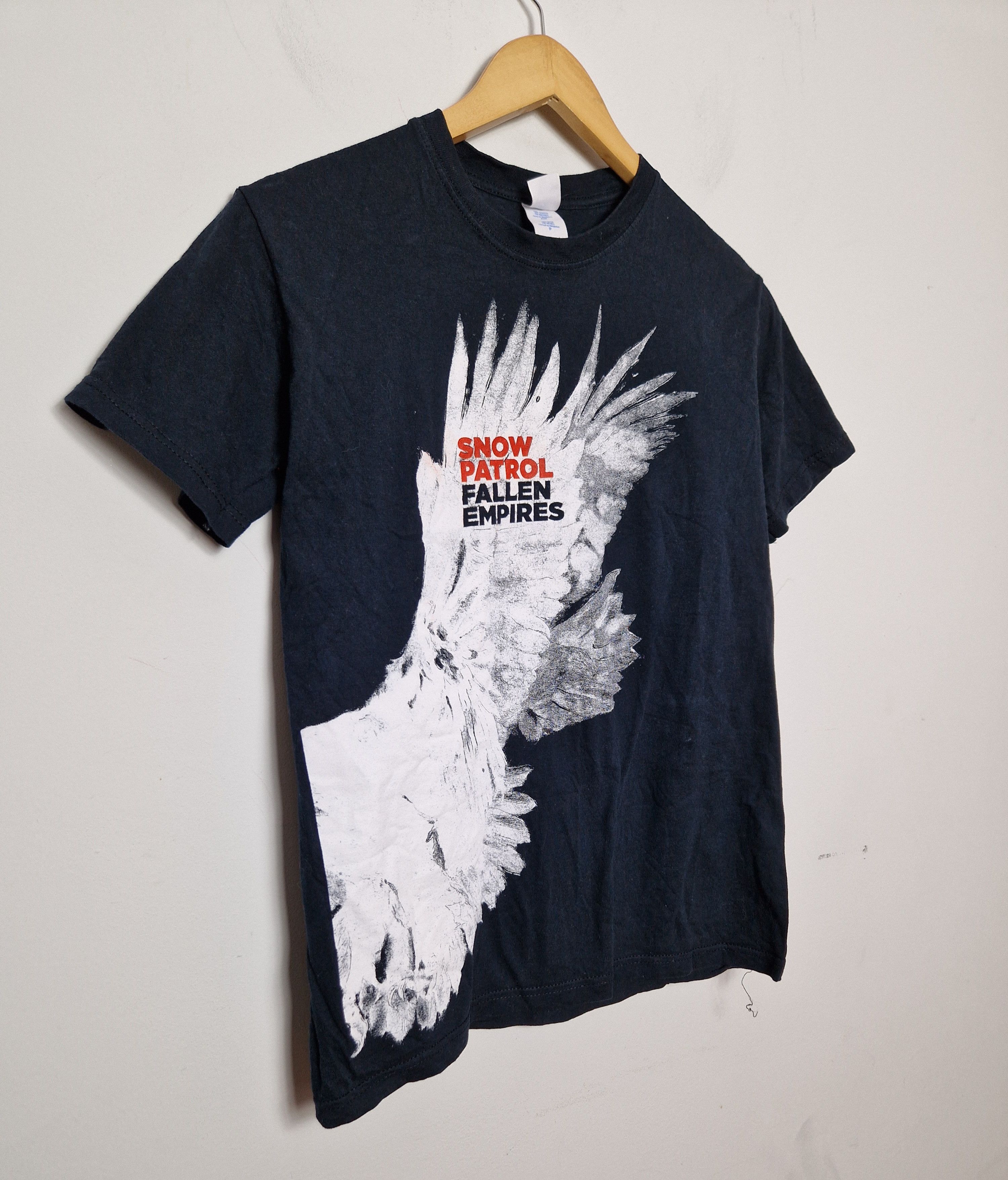 Band Tees × Vintage Snow Patrol 2009 Fallen Empires y2k vintage tee Size US S / EU 44-46 / 1 - 2 Thumbnail