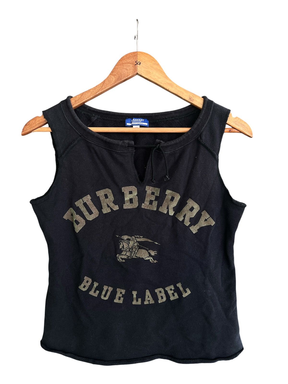 Burberry vintage burberry blue label big logo tank top Size XS / US 0-2 / IT 36-38 - 1 Thumbnail