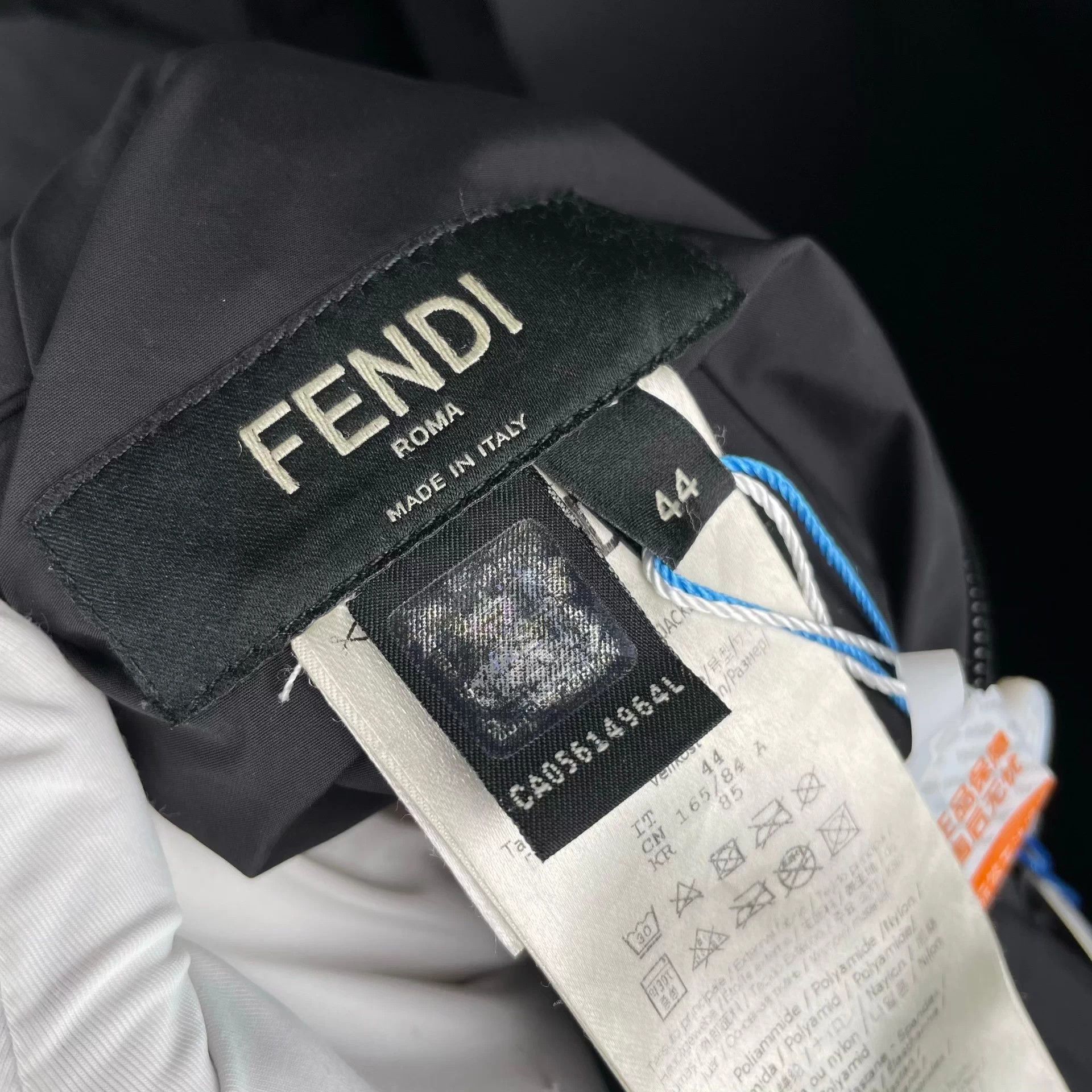 Fendi Fendi Full Logo Down Jacket Brown 44 Size M / US 6-8 / IT 42-44 - 6 Thumbnail