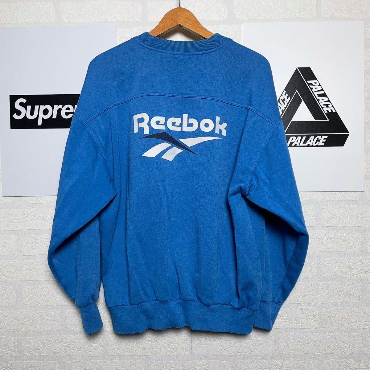 Reebok Rare Vintage Kint Big Logo Sweatshirt Reebok boxy 90s Size US M / EU 48-50 / 2 - 2 Thumbnail