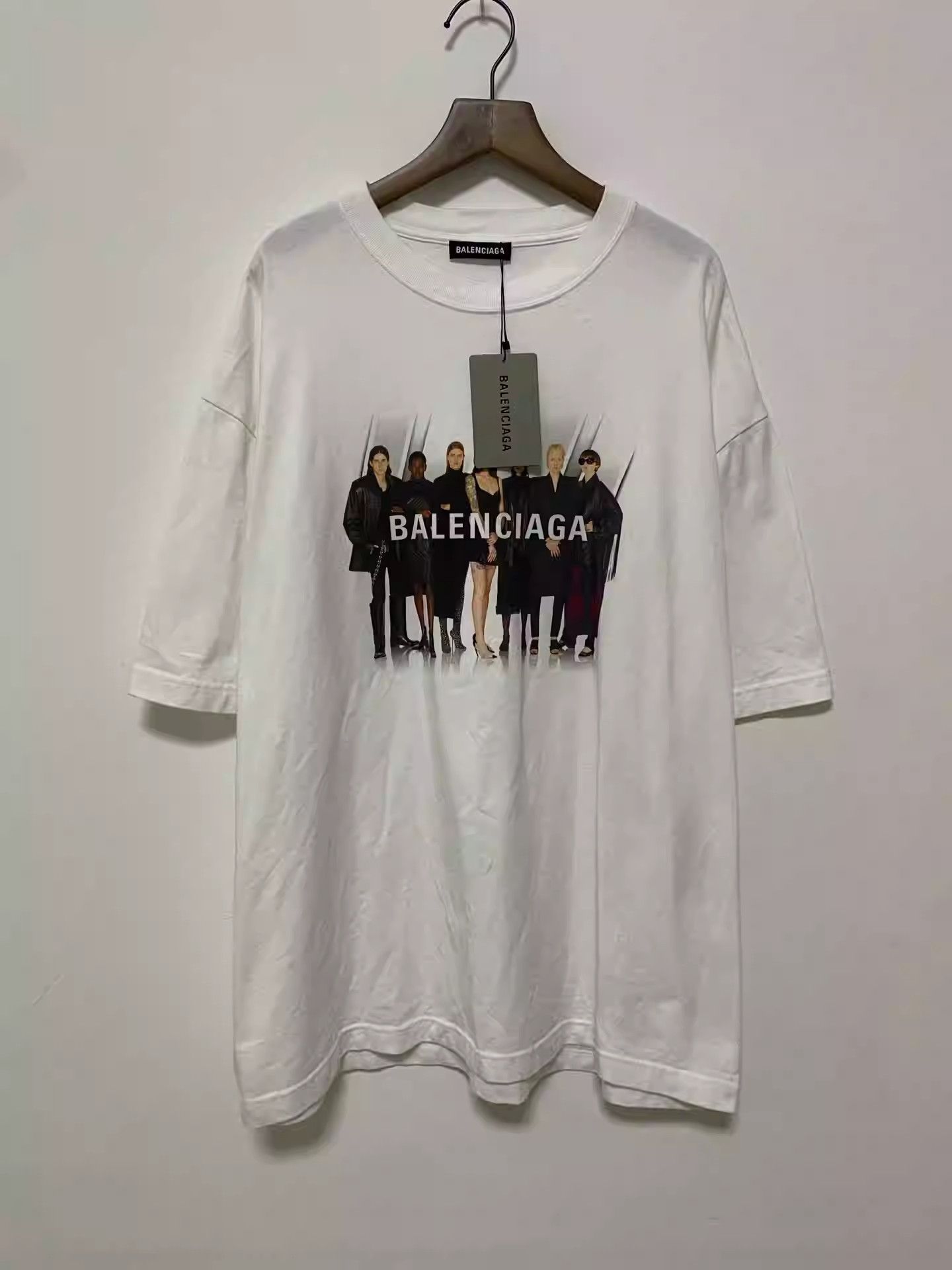 Balenciaga Balenciaga Portrait Band Short Sleeve Size US M / EU 48-50 / 2 - 1 Thumbnail