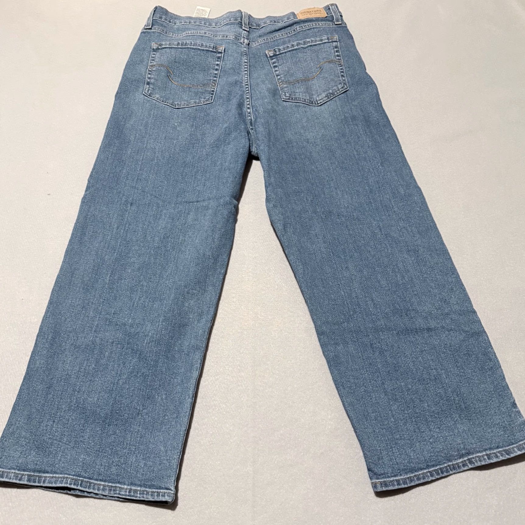 Levi's VINTAGE Signature By Levi's Jeans Women Blue High-Rise 12 Denim 90s City USA Streetwear 5-Pocket Womens Jeans Size 34" / US 12 / IT 48 - 6 Thumbnail