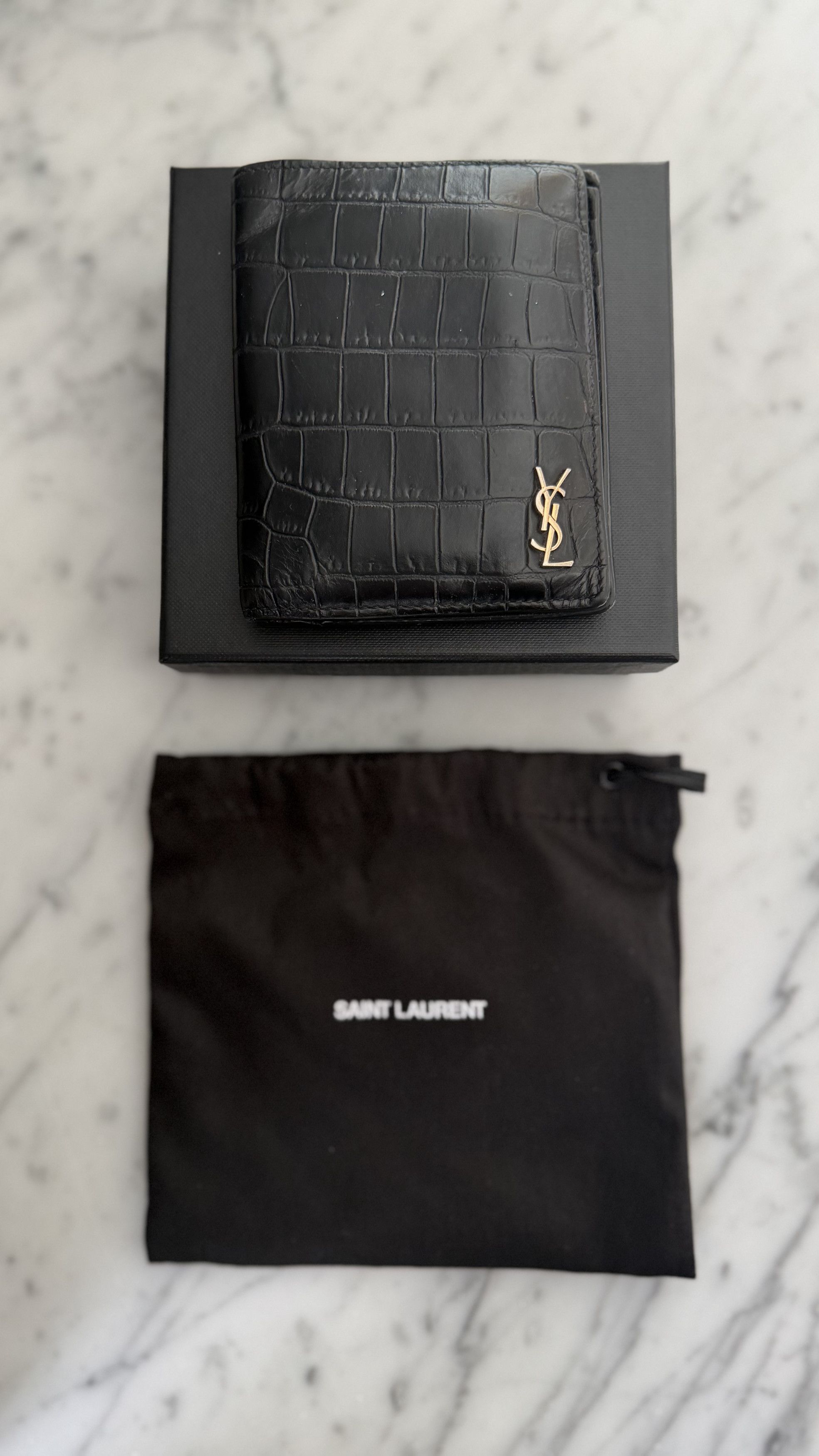 Yves Saint Laurent Yves Saint Laurent 668736 DZEDW Wallet #230-000-374-2647 Size ONE SIZE - 5 Thumbnail