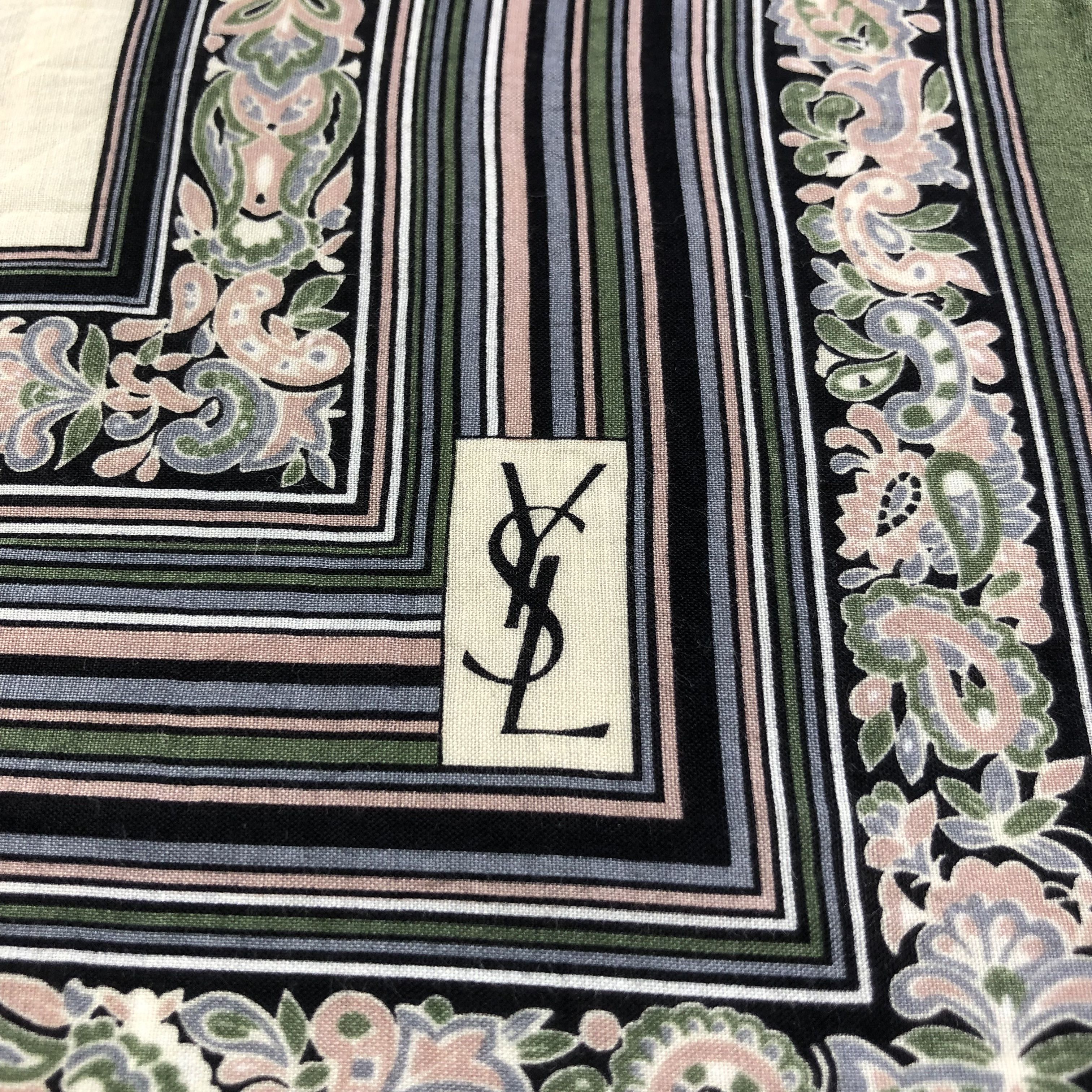 Yves Saint Laurent YSL Hand Rolled Handkerchief Neckerchief Bandana H1694 Size ONE SIZE - 4 Thumbnail