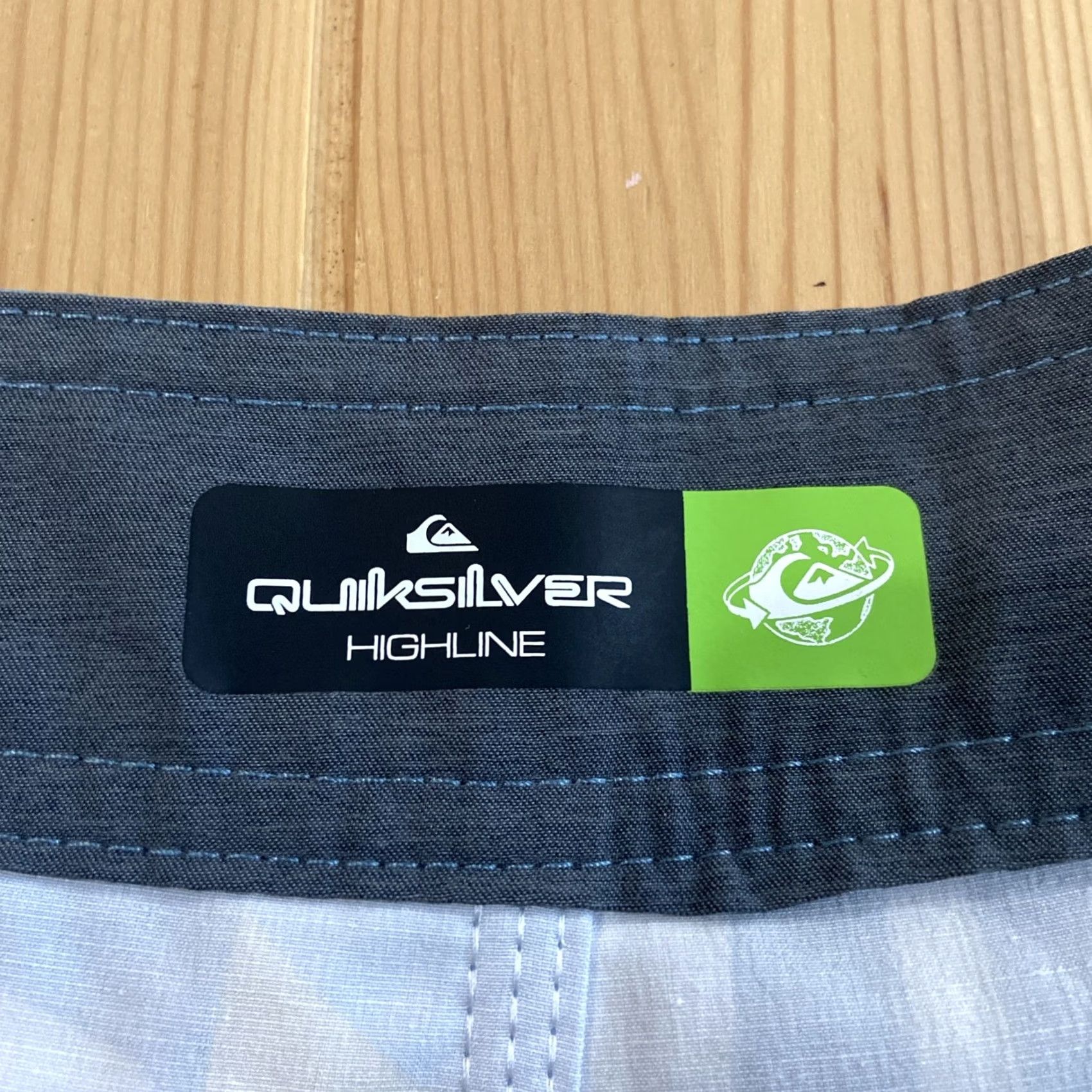 Quiksilver Quiksilver Board Shorts Mens 40 4-Way Stretch Surf Swim Trunks Multicolor Solid Pattern Short Bottoms Mens Beach Surfing Size US 40 / EU 56 - 3 Thumbnail