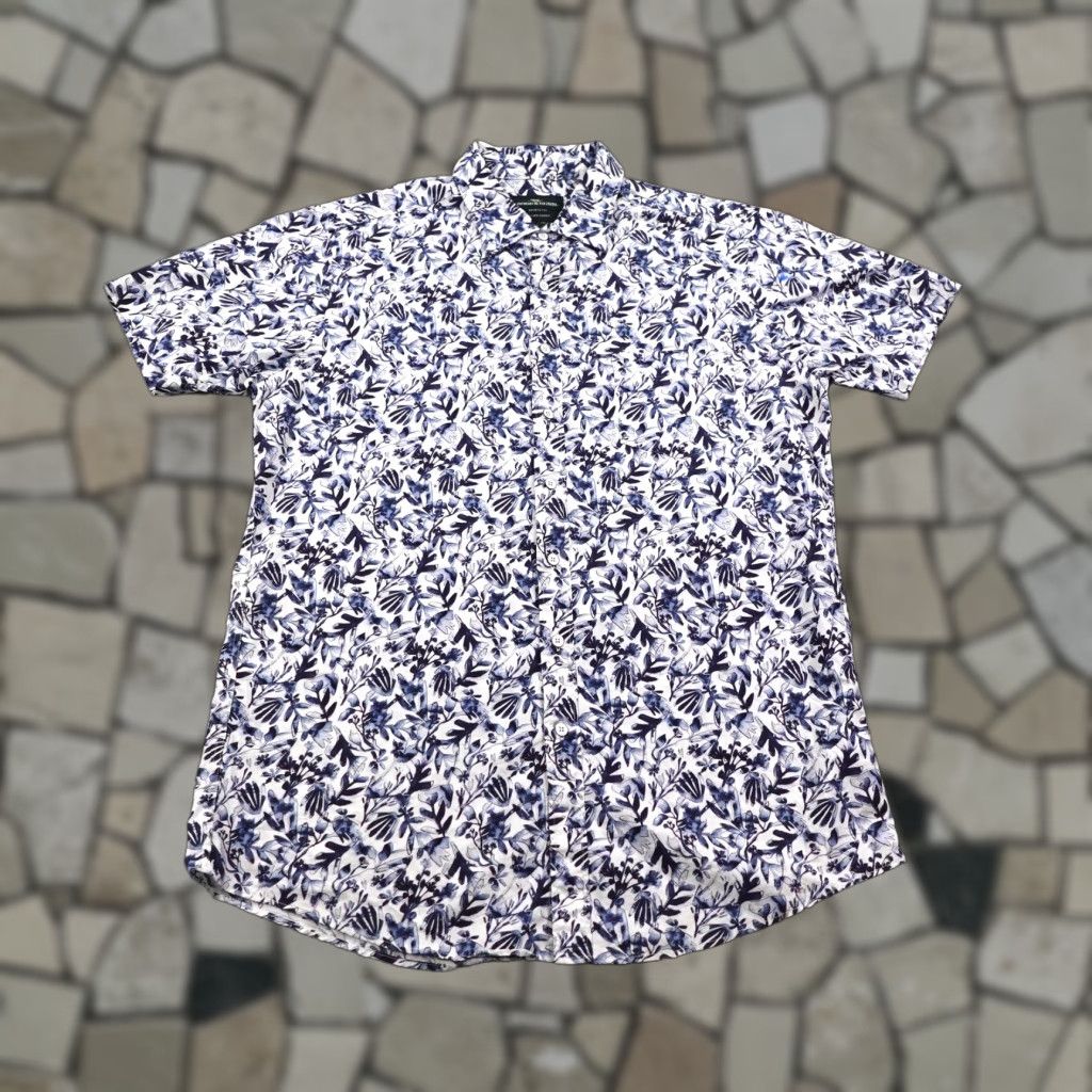 Rodd & Gunn Rodd & Gunn Shirt Mens Large Blue Floral Hawaiian Button-Up Short Sleeve Cotton Size US L / EU 52-54 / 3 - 1 Thumbnail