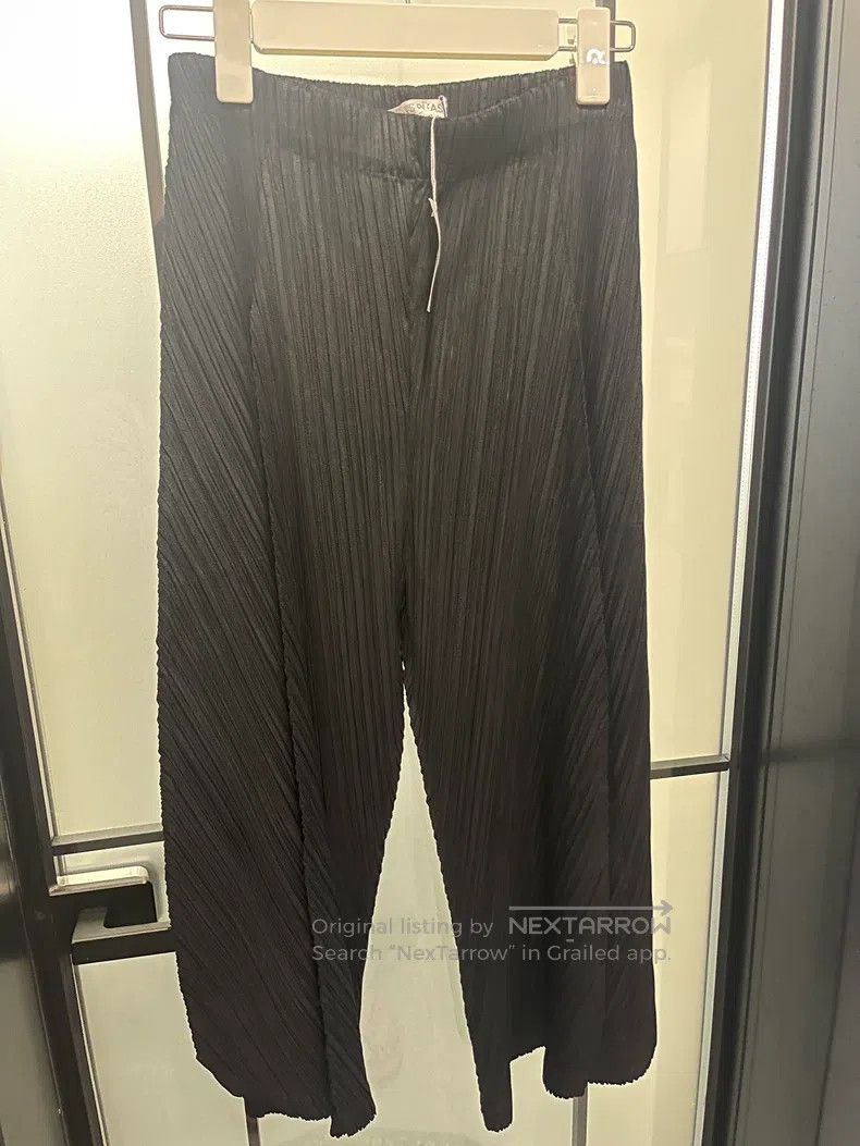 Issey Miyake Issey Miyake size:4 Black Asymmetric Pants Size 23" - 1 Thumbnail