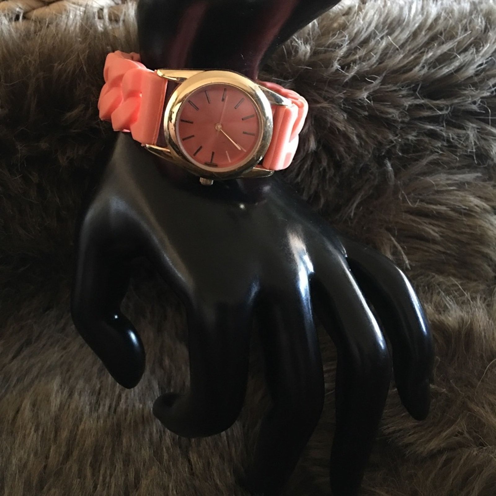 Jewelry Ladies peach soft flexible silicone link watch Size ONE SIZE - 5 Thumbnail