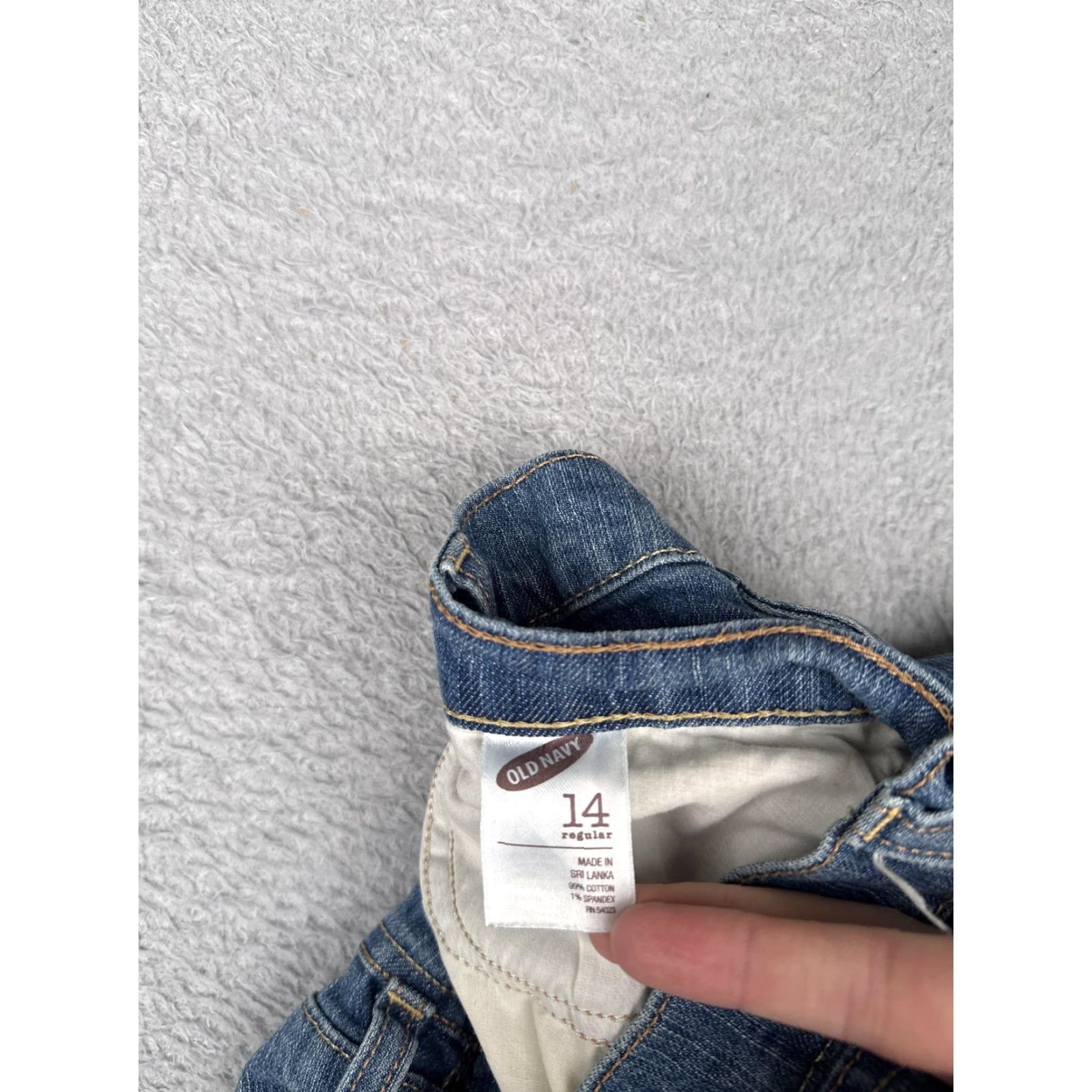 Old Navy Old Navy The Diva Jeans Womens 14 Blue Medium Wash Straight Leg Stretch Denim Size 36" / US 14 / IT 50 - 7 Thumbnail
