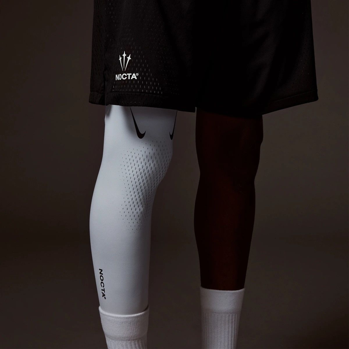 Drake × NOCTA × Nike Nocta x Nike - White Men's SingleLeg Basketball Tight size M Size US 30 / EU 46 - 2 Thumbnail