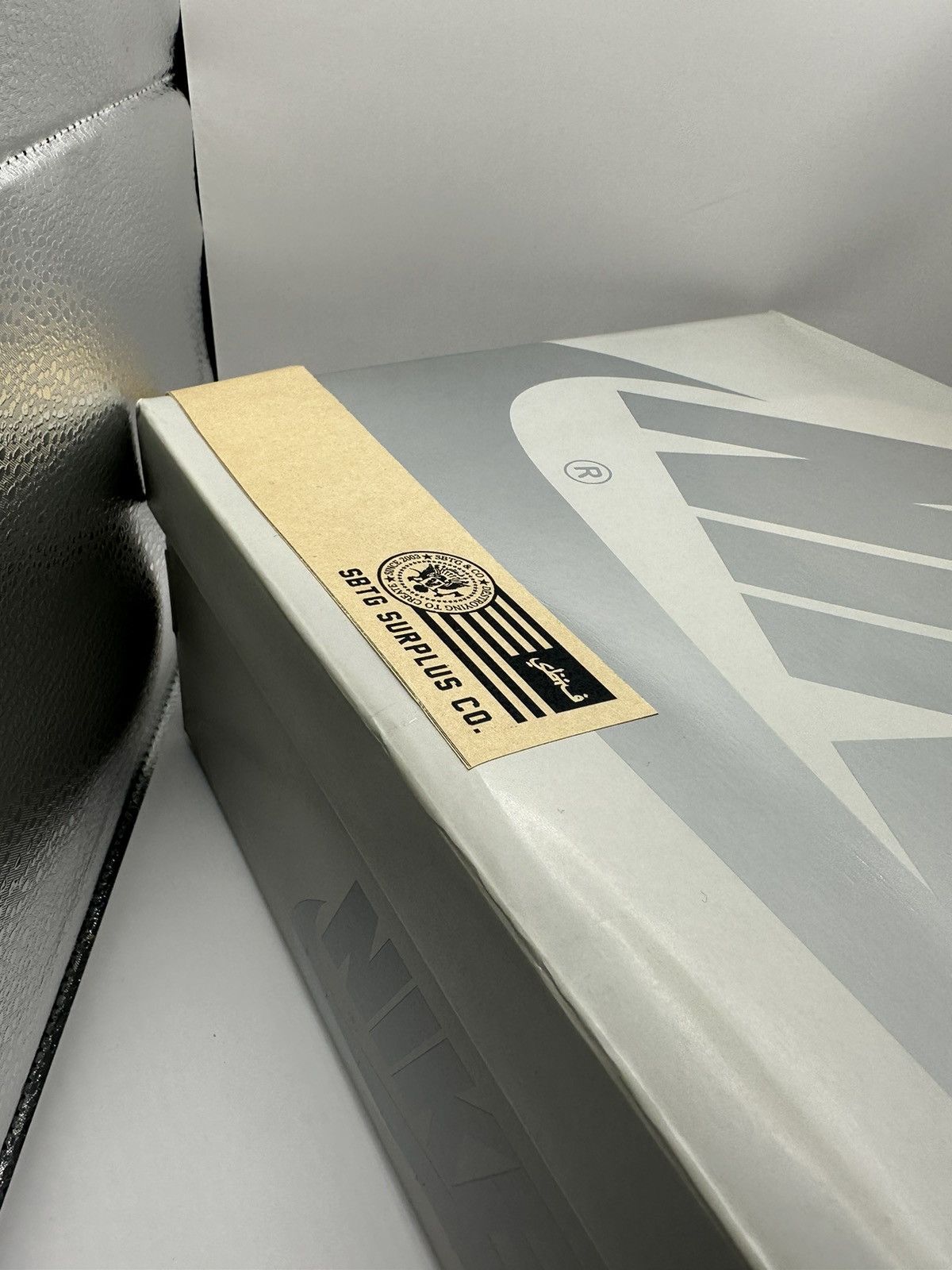 SBTG AJ1 MIDNIGHT BLUE SBTG Size US 10.5 / EU 43-44 - 13 Thumbnail