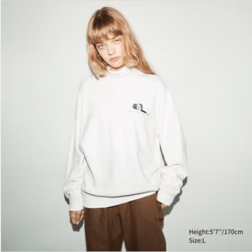 Japanese Brand Uniqlo X KAWS LONG SLEEVE SWEATSHIRT Size US XXL / EU 58 / 5 - 7 Thumbnail