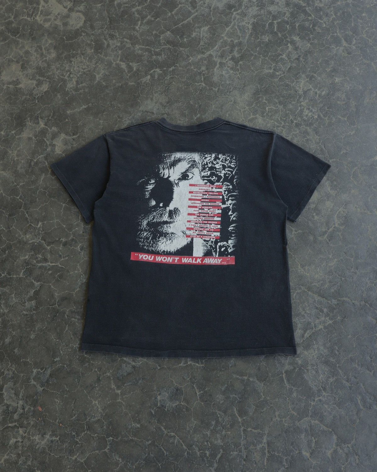 Vintage Vintage 90s Queensyrche Operation Mindcrime Archive Band Tee Size US L / EU 52-54 / 3 - 4 Thumbnail