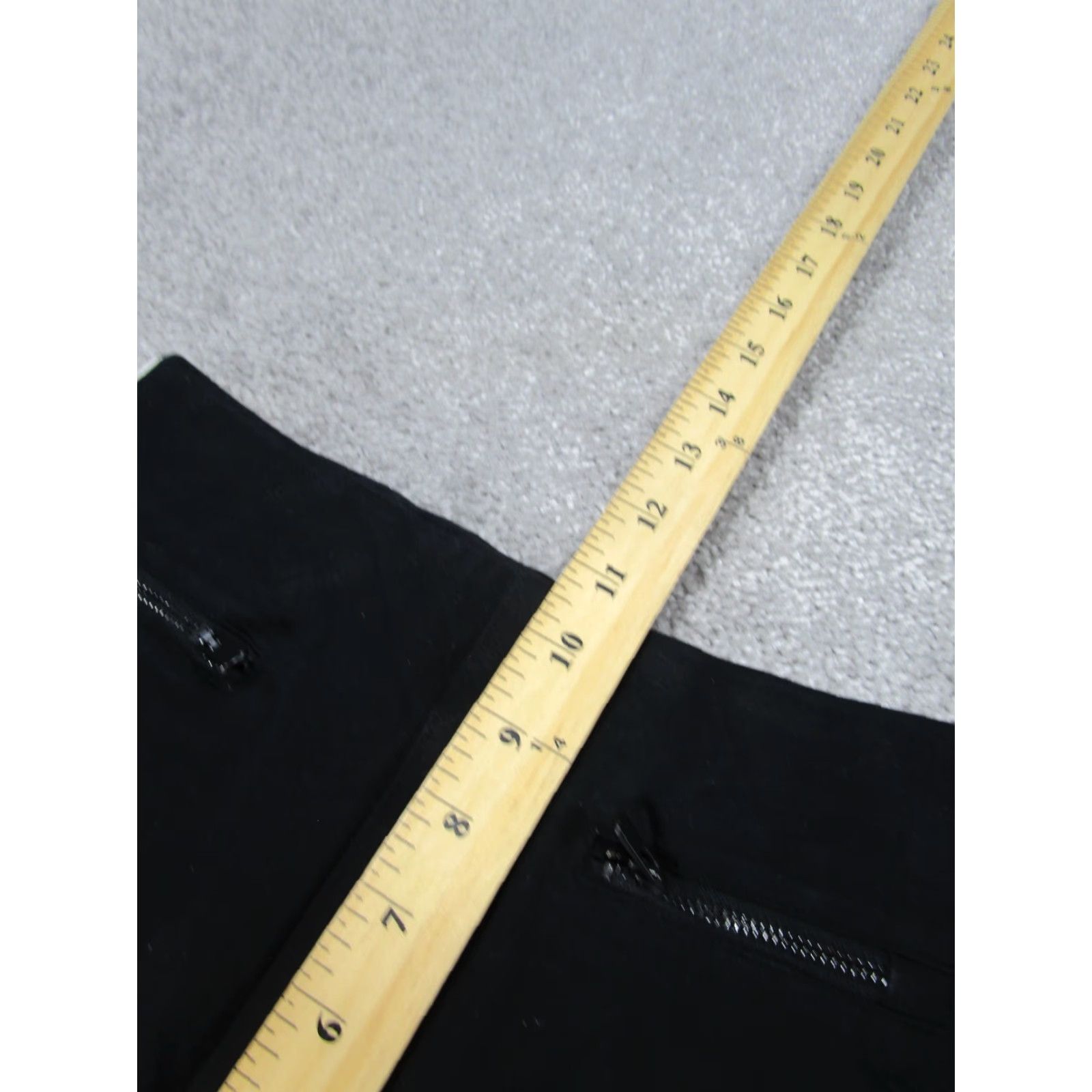 Spanx Spanx Leggings Womens Small Black White Side Stripe Zip Pockets Crop Size 28" / US 6 / IT 42 - 5 Thumbnail