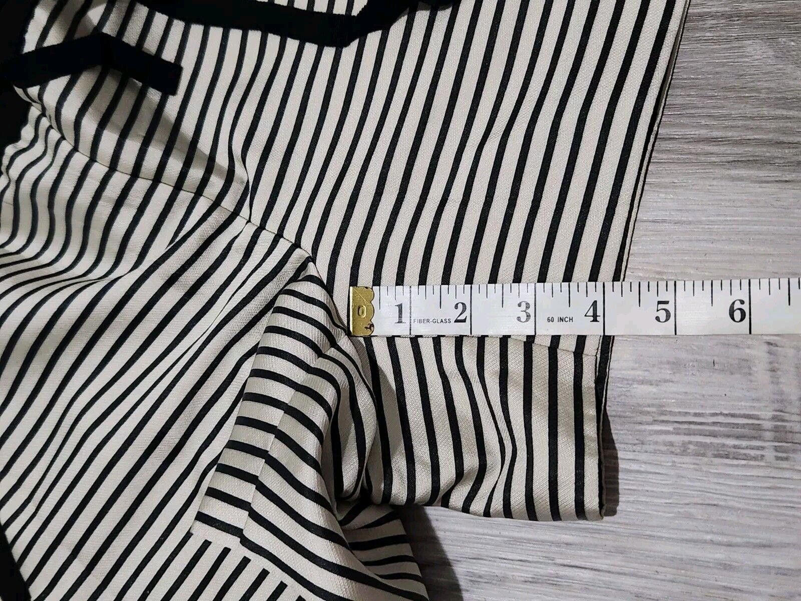 Ann Taylor Ann Taylor Loft Shorts Size 6 Tan Black Striped Metallic Size 28" / US 6 / IT 42 - 6 Thumbnail
