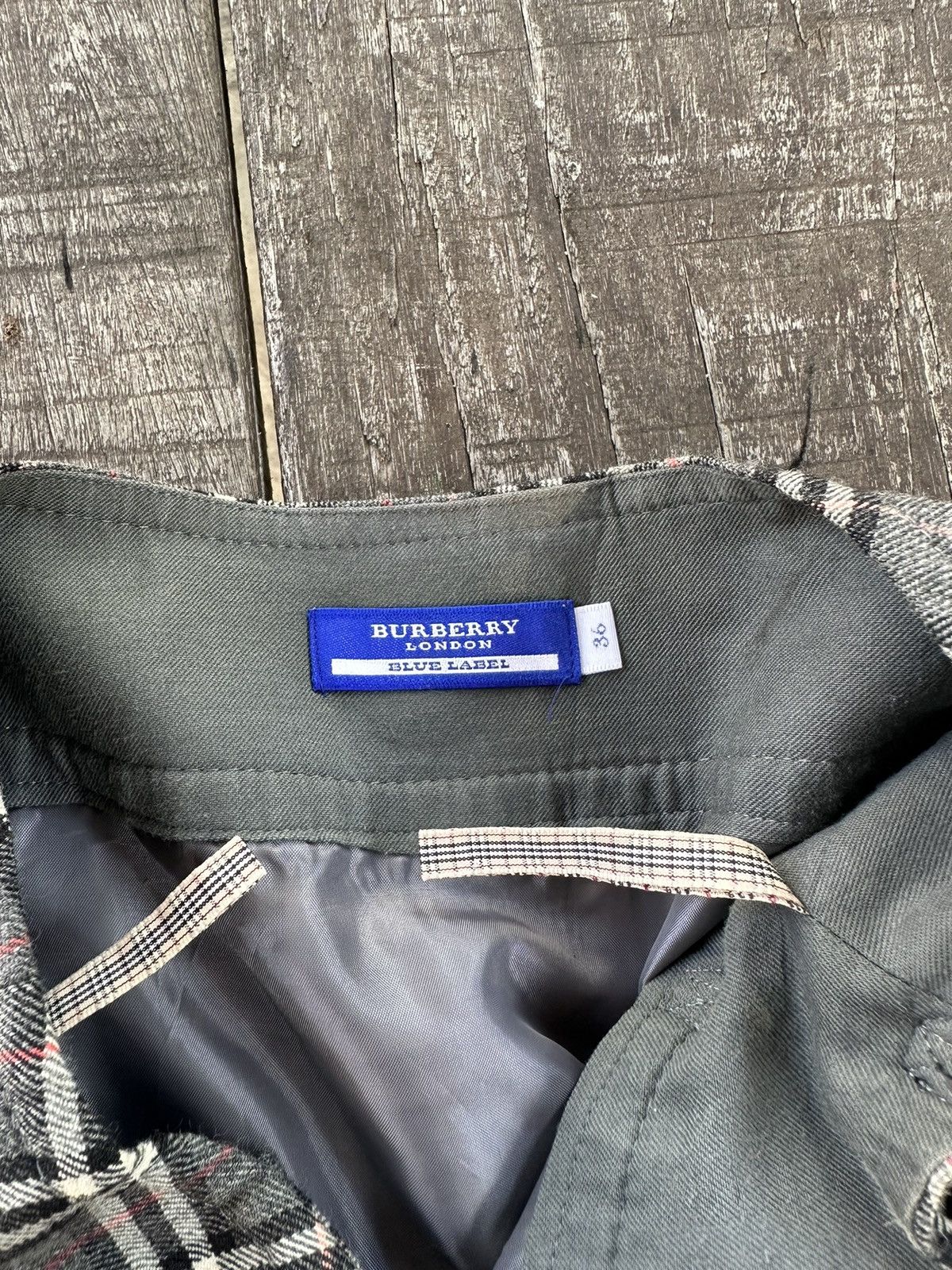 Burberry Burberry nova check mini skirt nice design Size 26" / US 2 / IT 38 - 7 Thumbnail