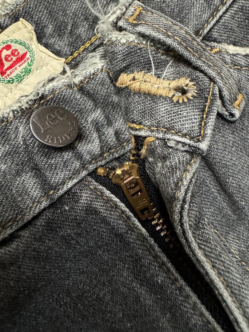 Lee FLARE Insane 90s Lee Riders Mudwash Distressed Grunge Style Size US 27 - 9 Thumbnail