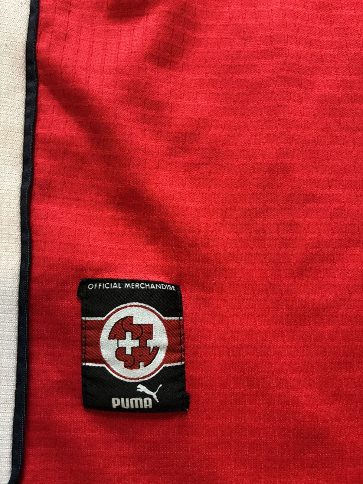 Puma 1998 Switzerland Jersey Size US L / EU 52-54 / 3 - 4 Thumbnail