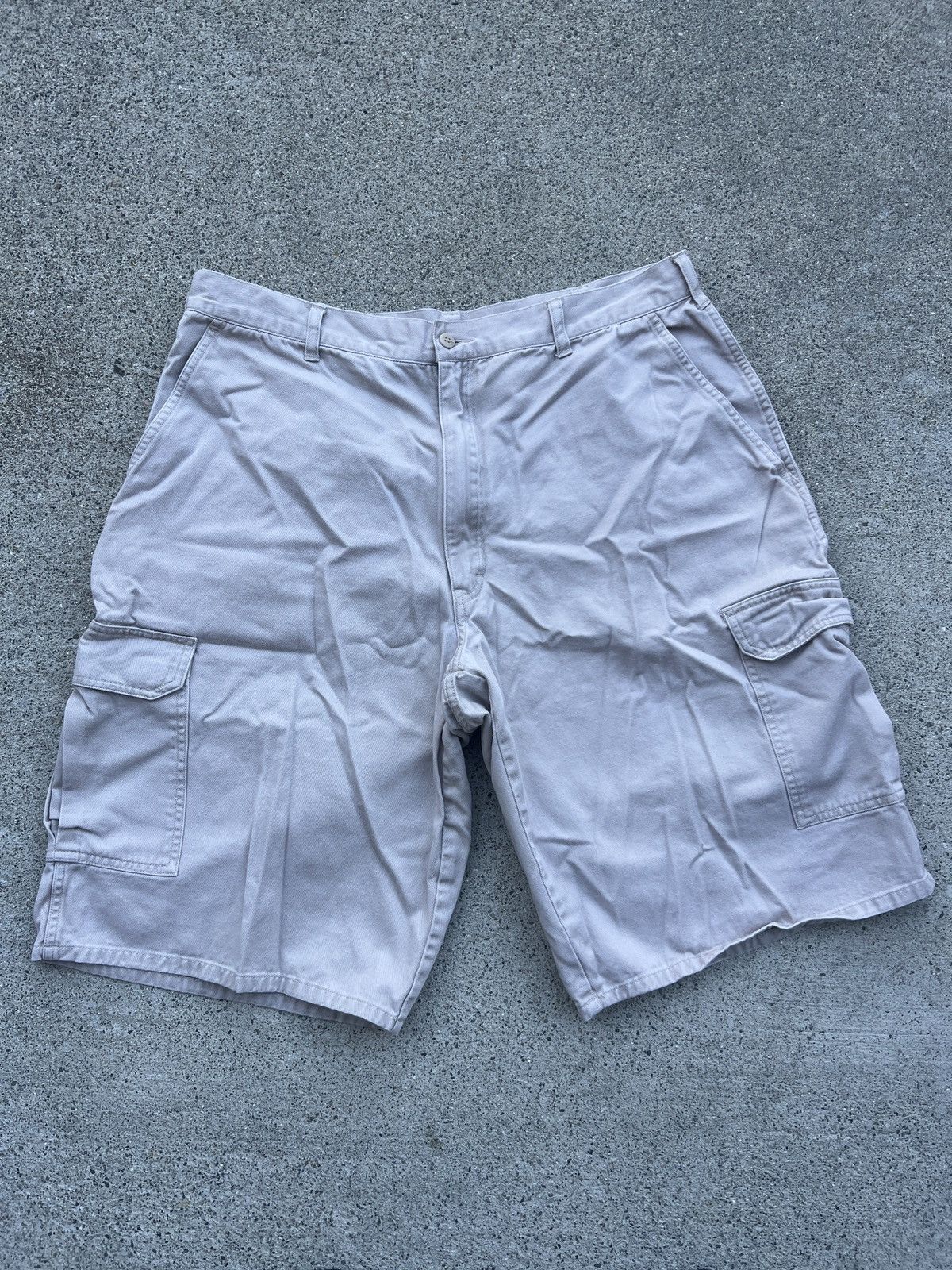 Dickies Vintage Dickies Light Khaki Loose Baggy Shorts Size US 36 / EU 52 - 1 Thumbnail