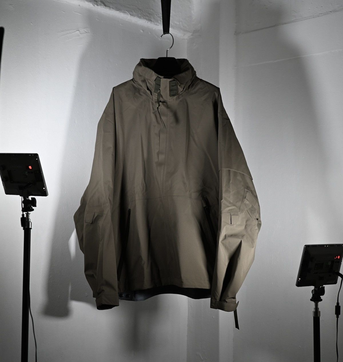 Acronym [XL] Acronym J-101 Raf Green (Last Price) Size US XL / EU 56 / 4 - 2 Thumbnail
