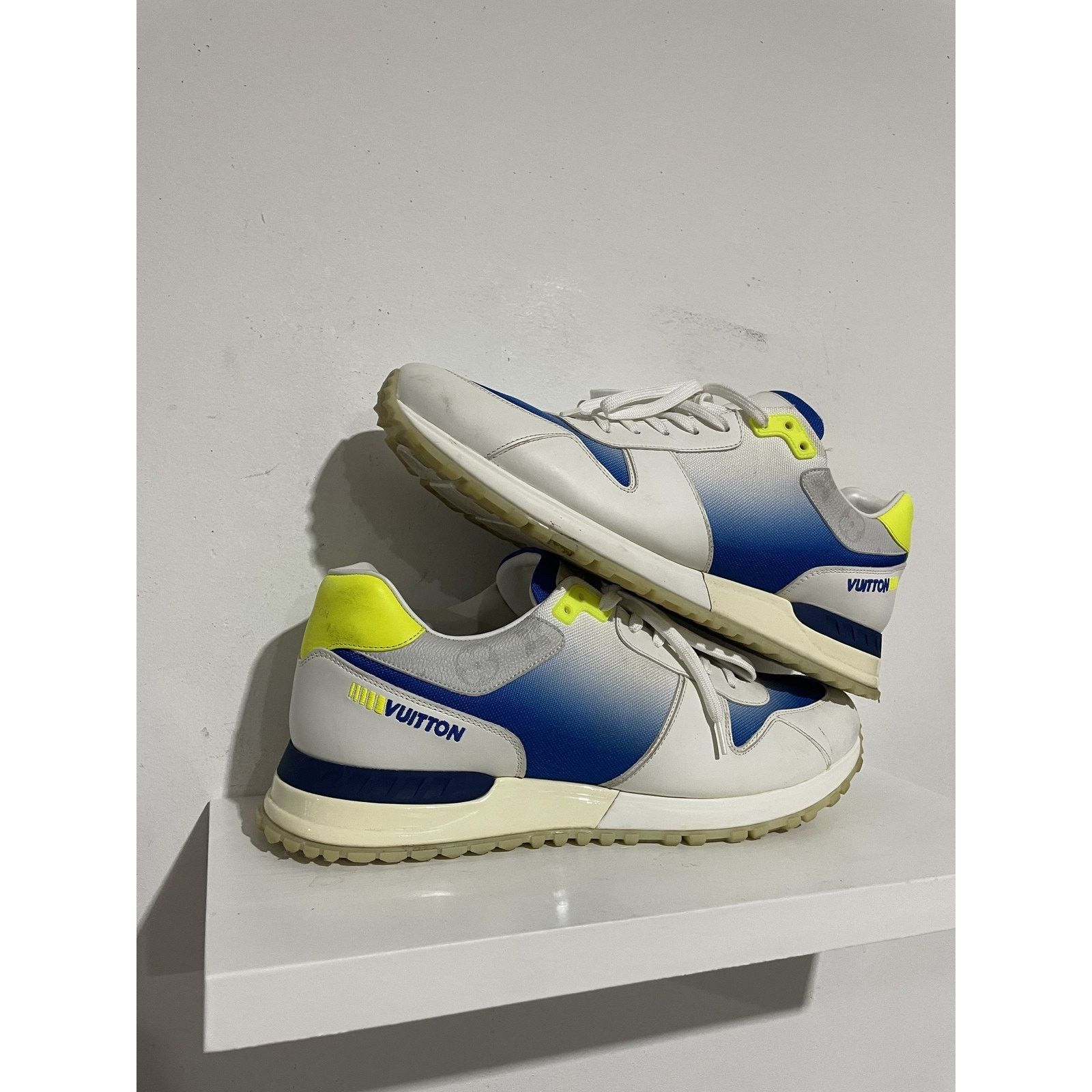 Louis Vuitton LOUIS VUITTON RUN AWAY SNEAKER SIZE 11 (12) PREOWNED Size US 11 / EU 44 - 2 Thumbnail