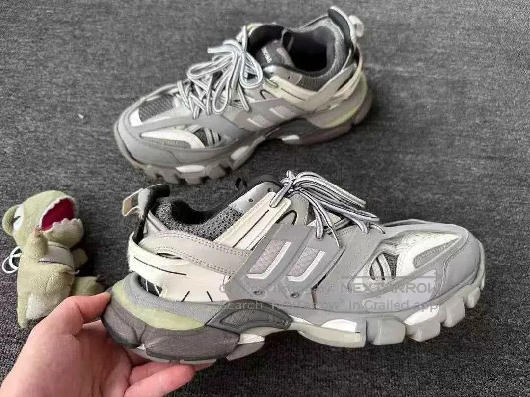 Balenciaga Balenciaga Track 42 Black Gray. Size US 9 / EU 42 - 4 Thumbnail