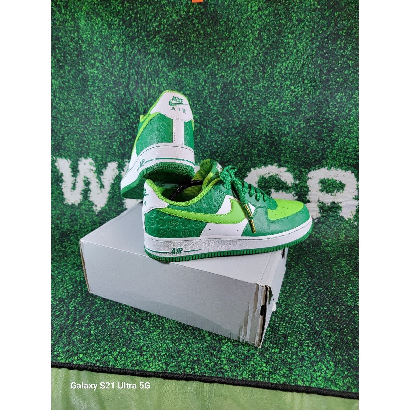 Size 11 Nike Air Force Low Patrick's Day DD8458 300