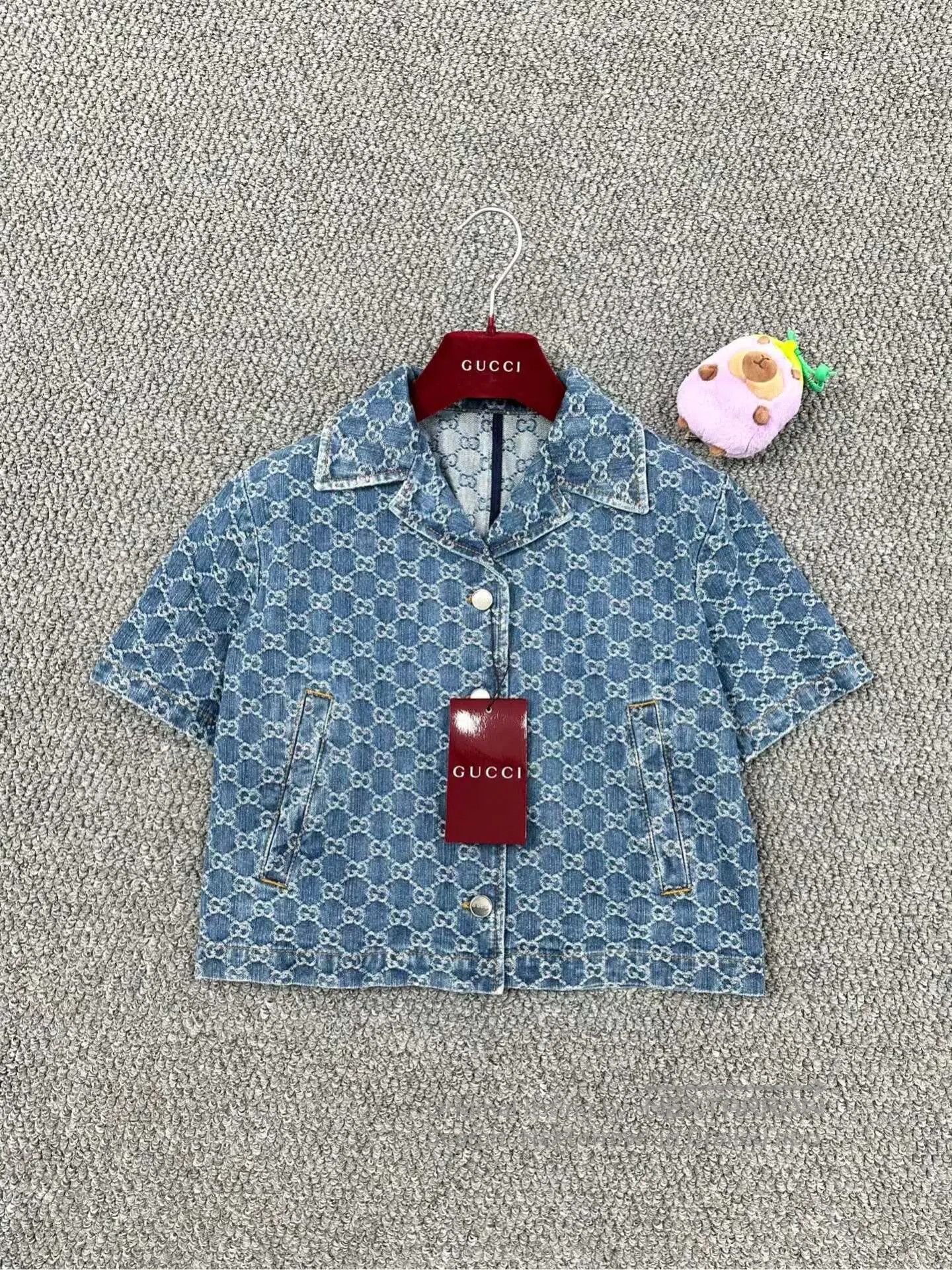 Gucci Guicci Dark Blue Monogrammed Logo Denim Short-sleeve Shirt Size M / US 6-8 / IT 42-44 - 1 Thumbnail