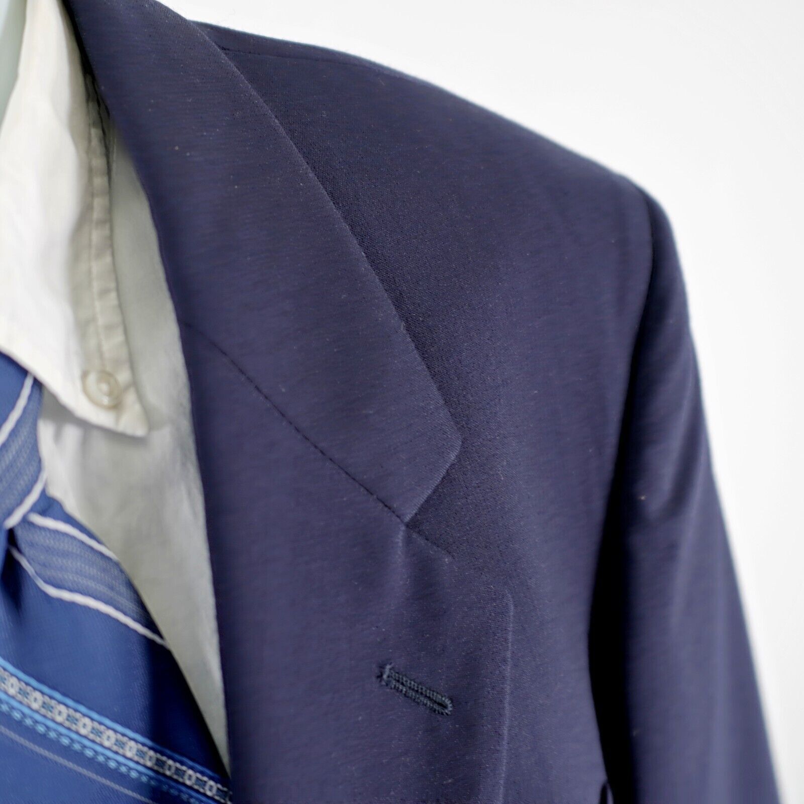 Savile Row Savile Row Wool Blue 2 Gold Button Blazer 44R Size 44R - 2 Thumbnail