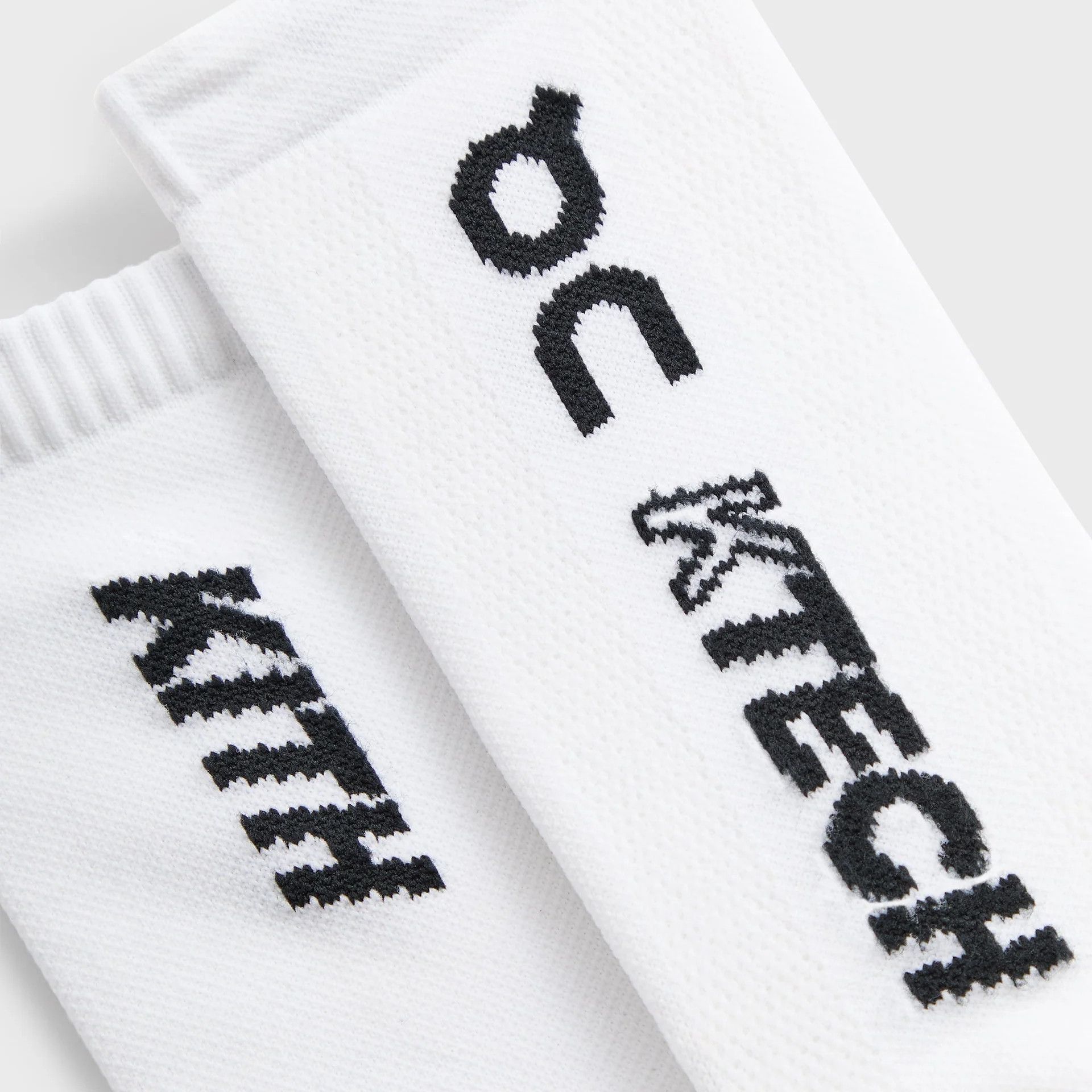Kith × On (size medium) Kith for On Core 3-Pack Run High Socks Size ONE SIZE - 2 Thumbnail
